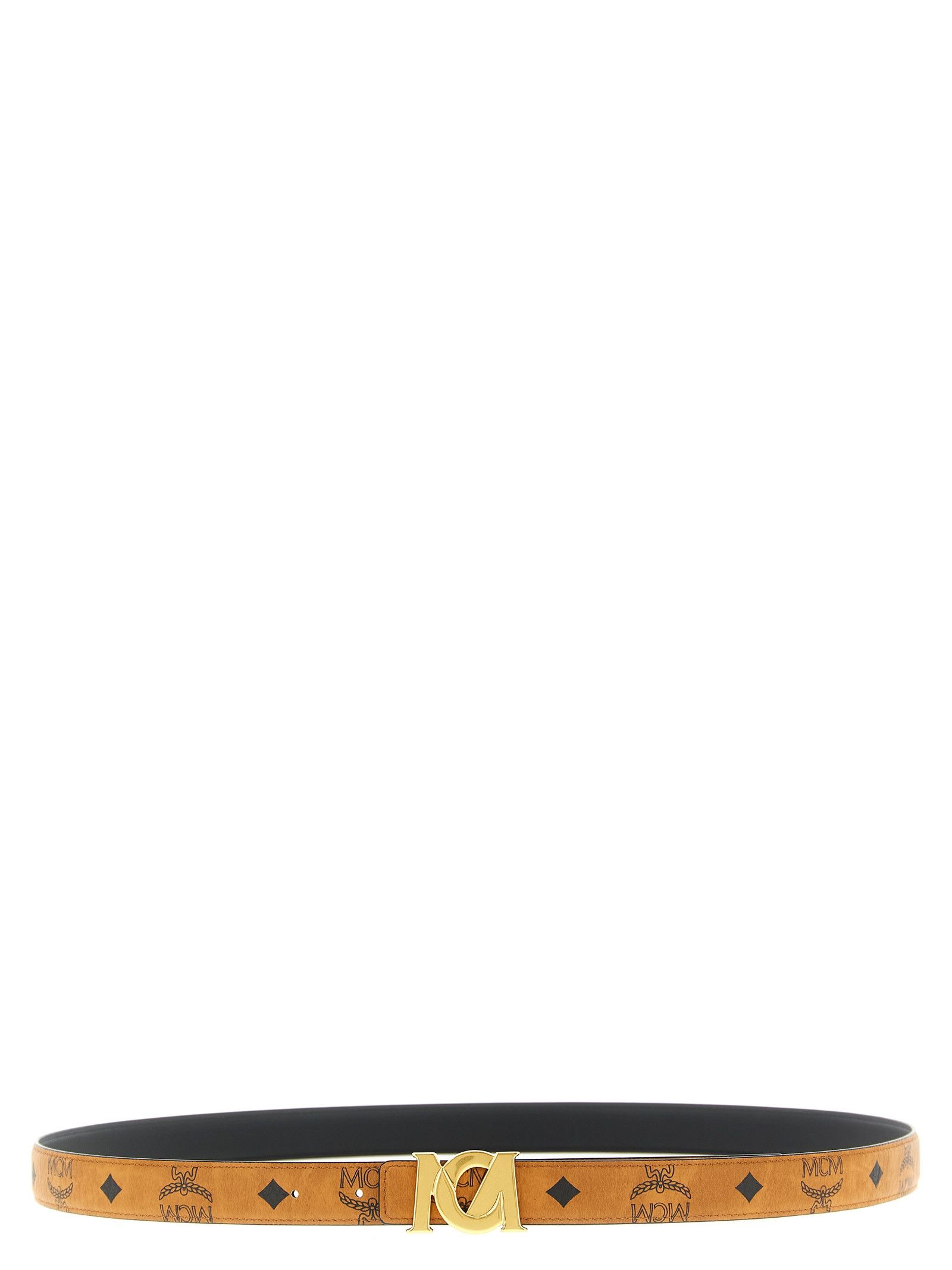 Logo buckle belt.