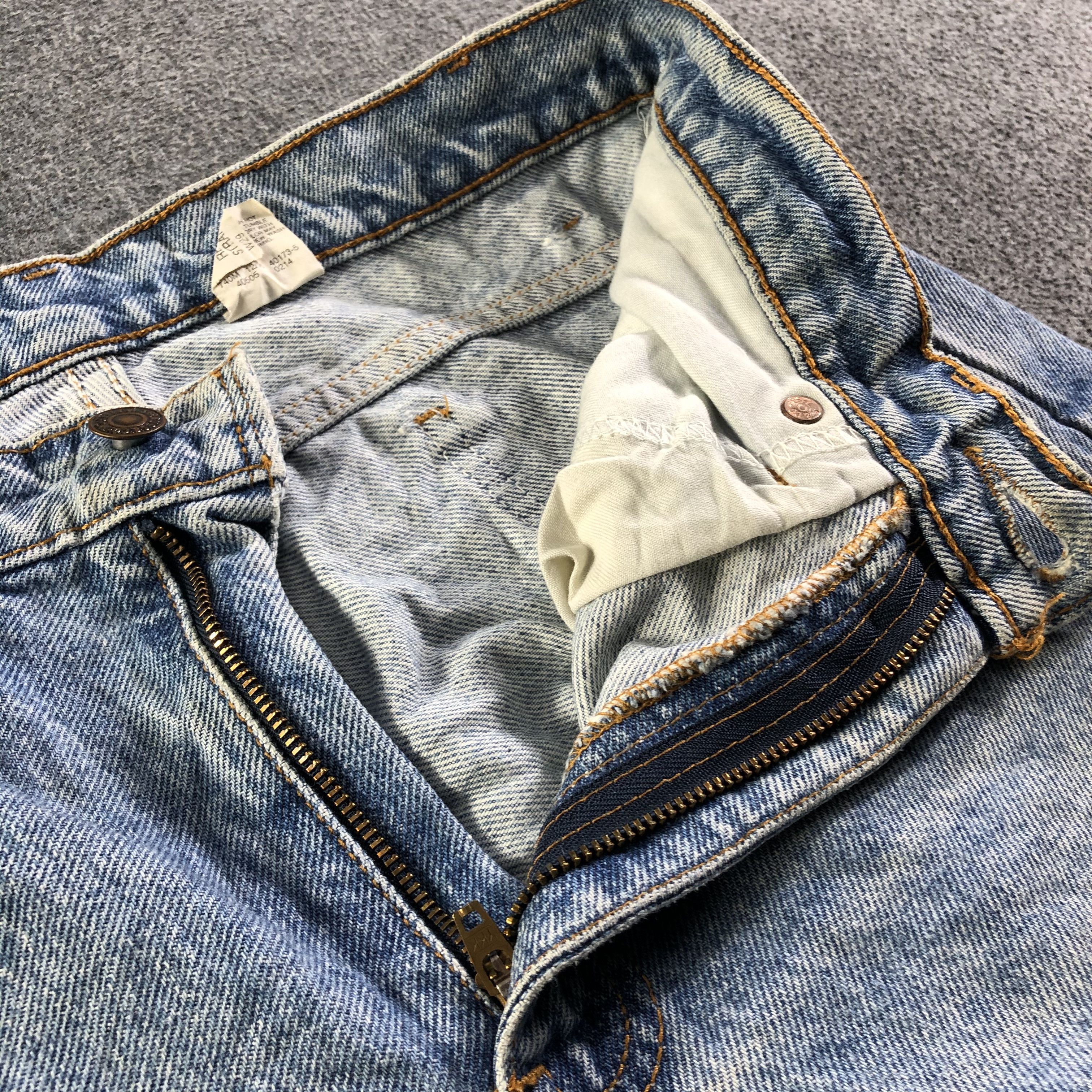Levi's Vintage Light Wash Levis 505 Jeans-J4533 Size US 29 - 8 Thumbnail