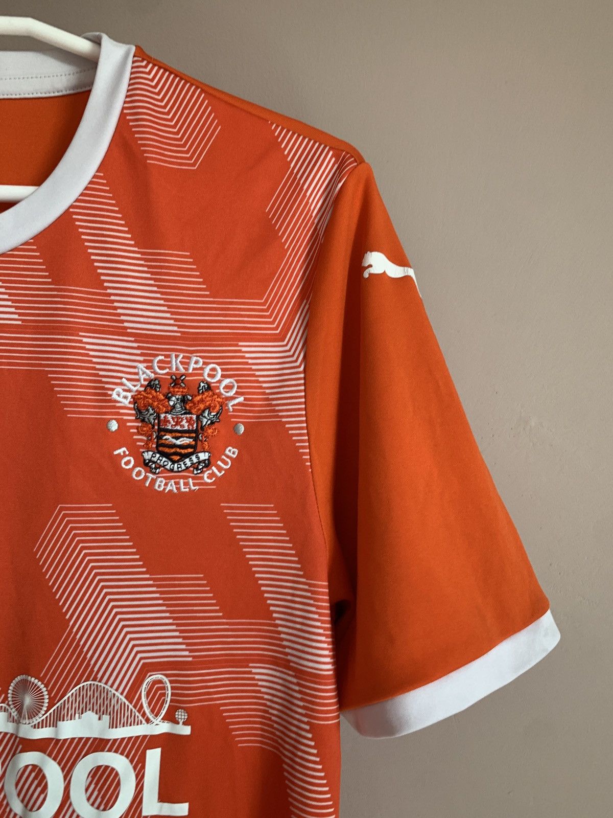 Puma Blackpool Home Football Shirt Puma Soccer Jersey Size M Size US M / EU 48-50 / 2 - 4 Thumbnail