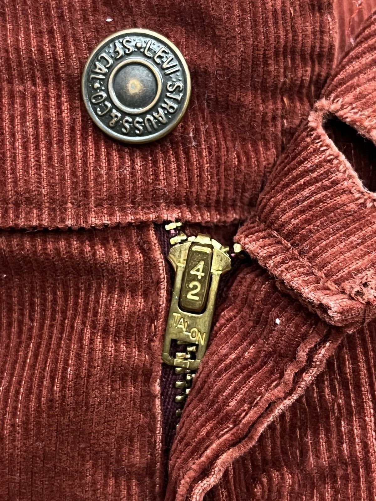 Levi's Vintage Clothing VTG 1982 Levi's 663 White Tab Corduroy Rust Talon 42 Zip USA Size 30" / US 8 / IT 44 - 5 Thumbnail