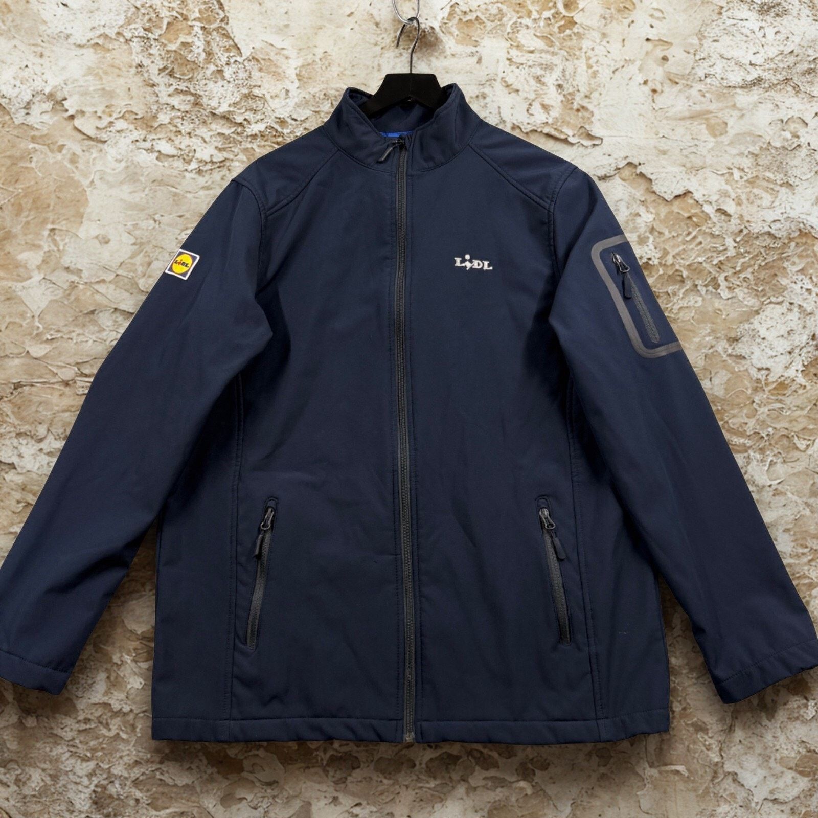 Other Lidl Employee Softshell Jacket XL Full Zip Long Sleeve EUC Size US XL / EU 56 / 4 - 2 Thumbnail