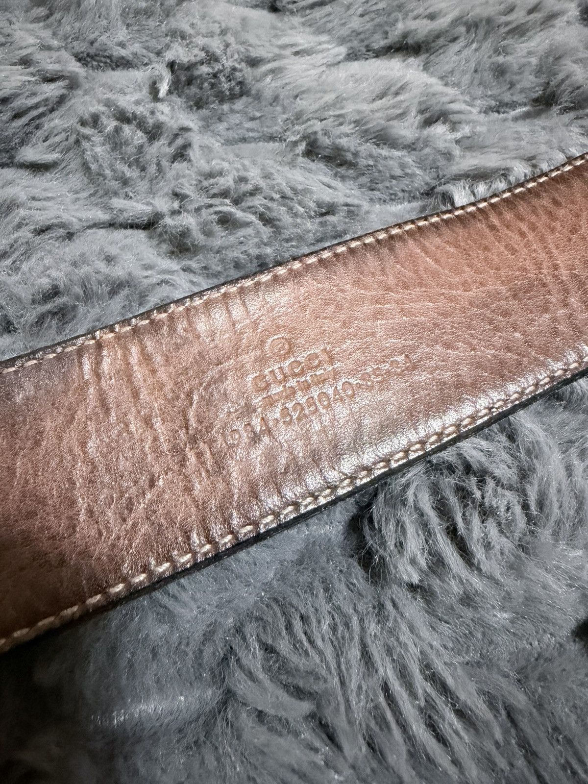 Gucci Gucci Belt with green/red stripes Size 28 - 2 Thumbnail