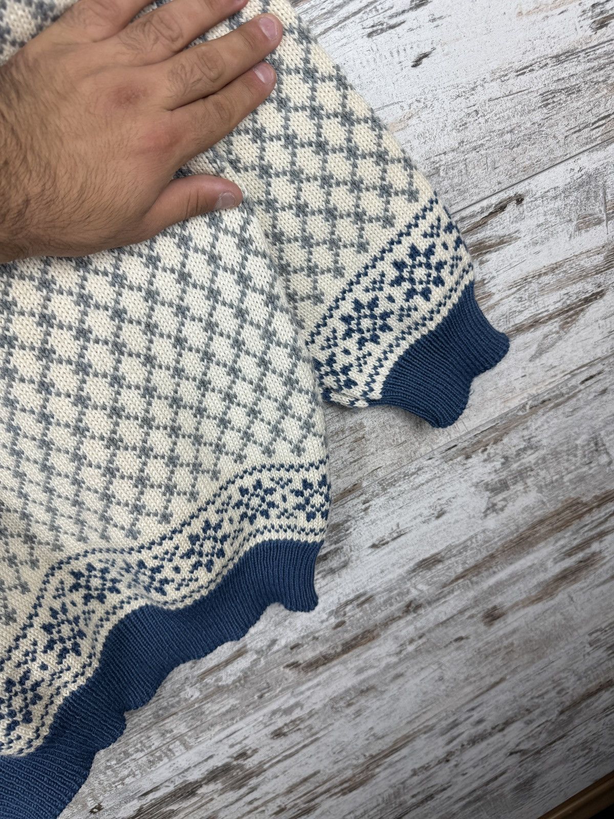 Dale Of Norway Mens Vintage Dale of Norway 70x sweaters wool knitted rare Size US L / EU 52-54 / 3 - 7 Thumbnail