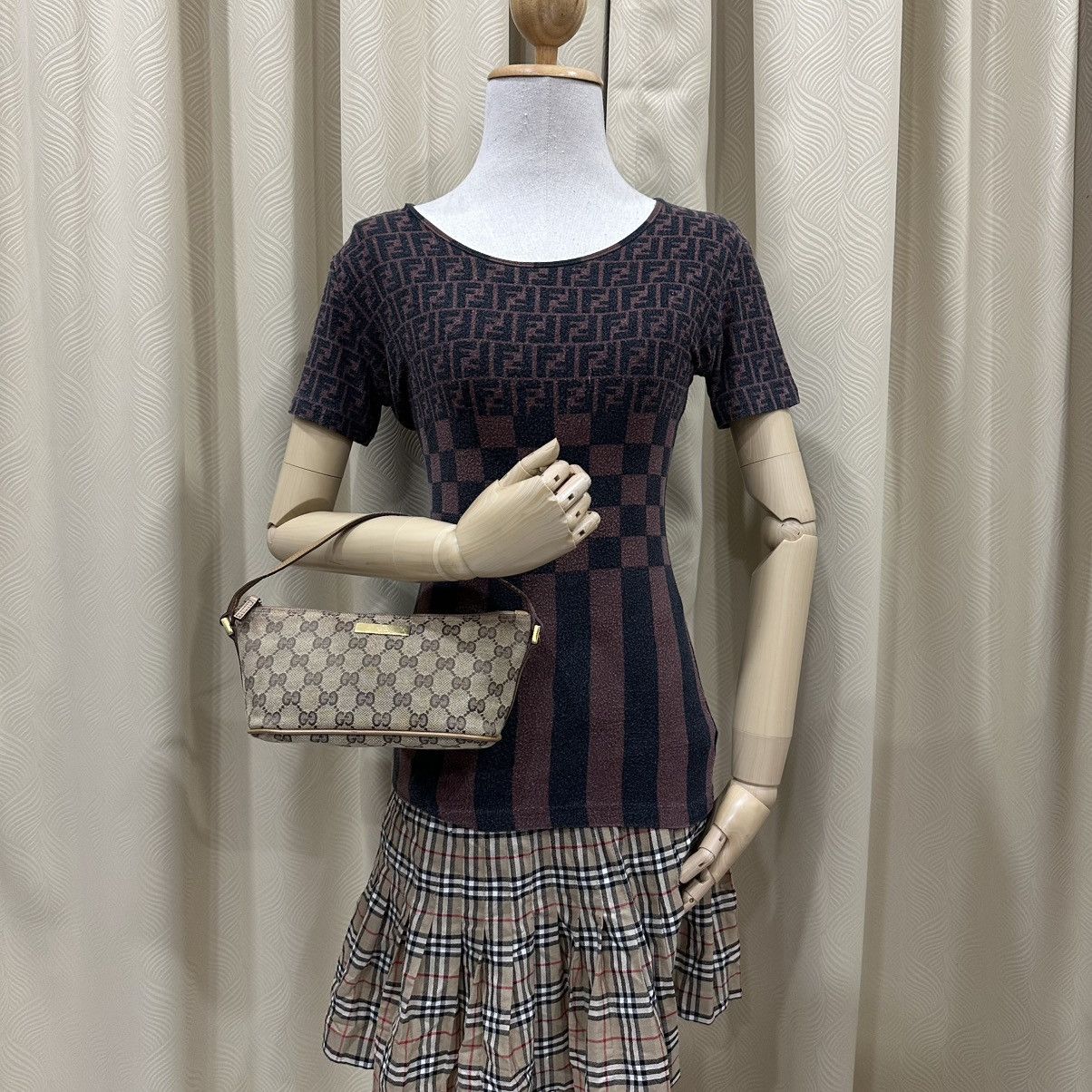 Gucci GUCCI BOAT GG CANVAS POCHETTE BAG 9 Size ONE SIZE - 1 Thumbnail