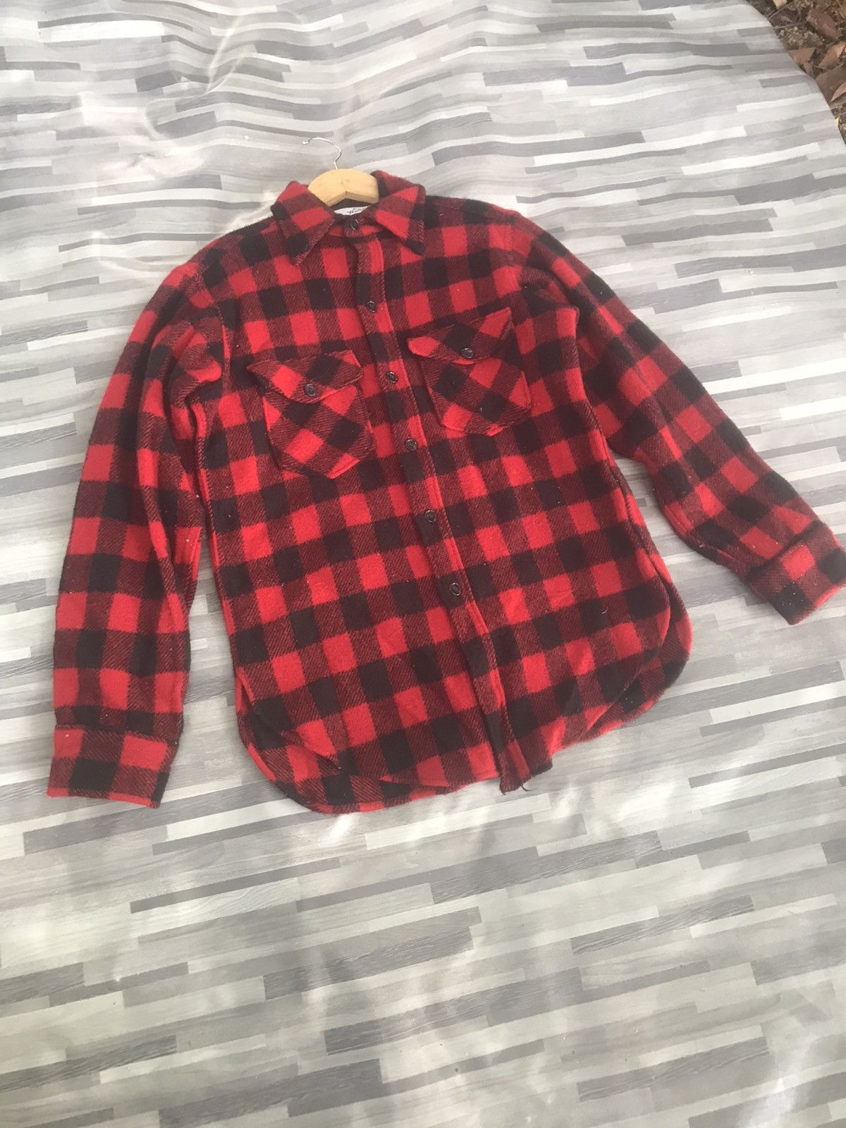 Woolrich Woolen Mills Vintage Woolrich Wool Checkered Shirt Button Up Size US S / EU 44-46 / 1 - 5 Thumbnail