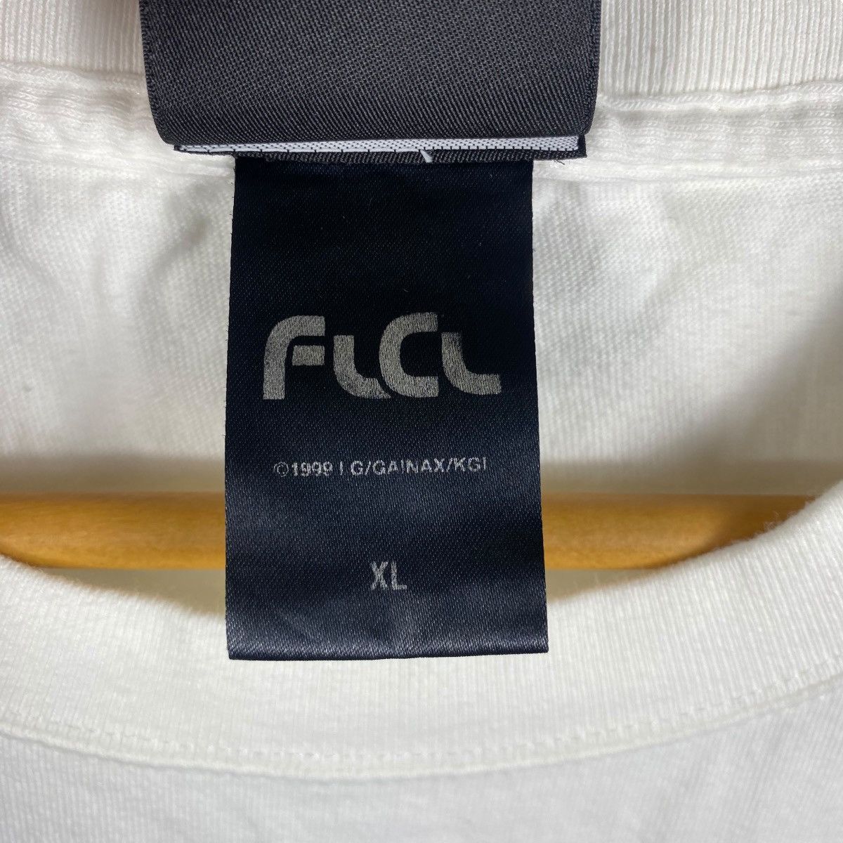 Anime Vintage FLCL Fooly Cooly Embroidery Center Logo Anime Tee Size US XL / EU 56 / 4 - 6 Thumbnail