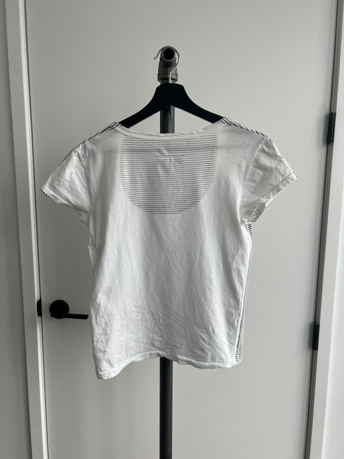 MM6 SS00 Stripe-Print Scoop Neck Tee Size S / US 4 / IT 40 - 8 Thumbnail