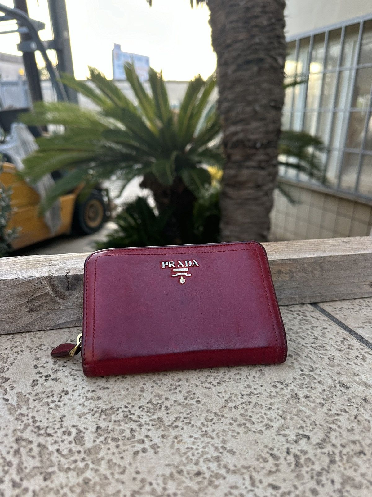 Prada Prada Wallet Leather Cherry Size ONE SIZE - 1 Thumbnail