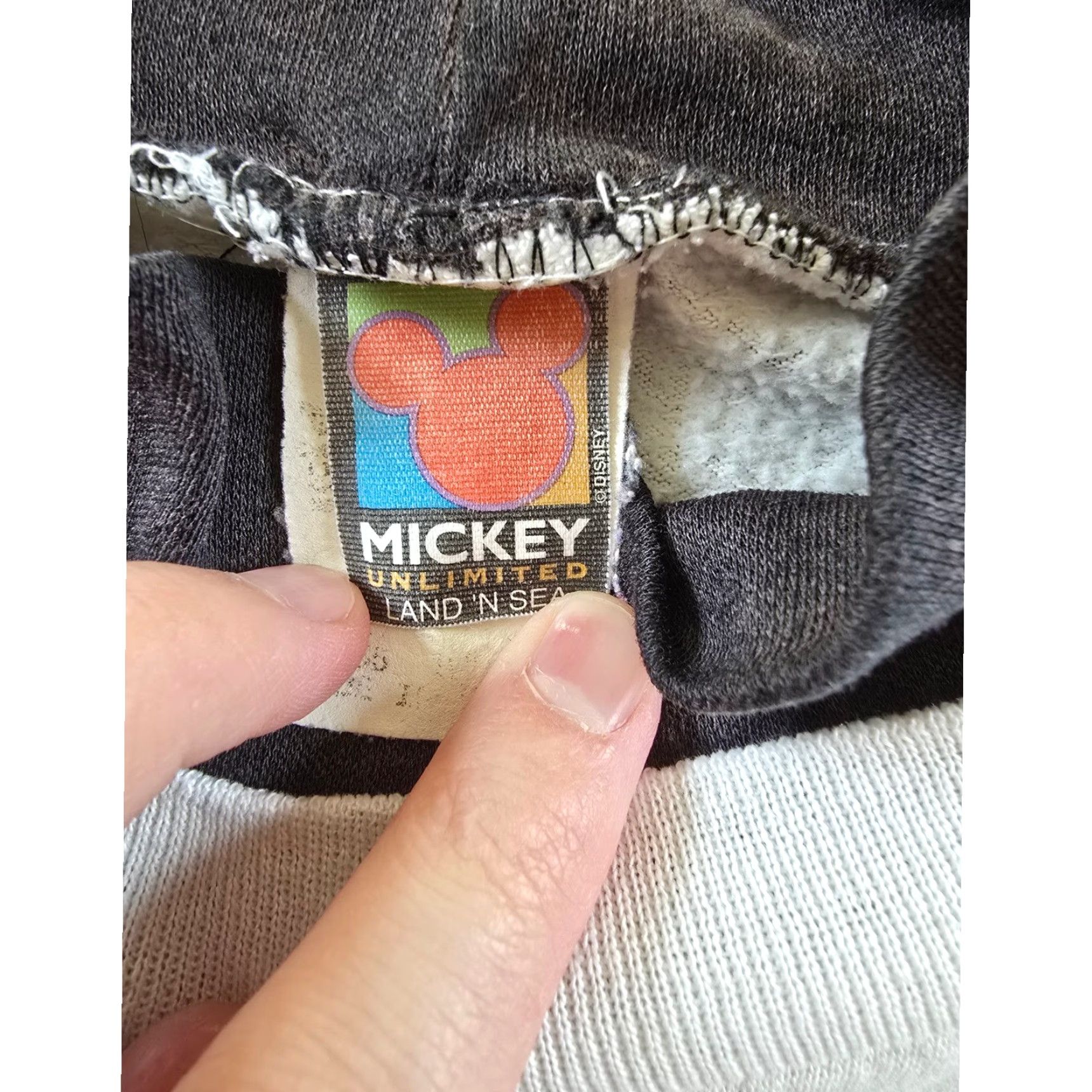 Mickey Unlimited VINTAGE Mickey Unlimited Sweatshirt Womens L Mickey Mouse Graphic Print White 90s Casual Mens Womens Boys Girls Size L / US 10 / IT 46 - 5 Thumbnail