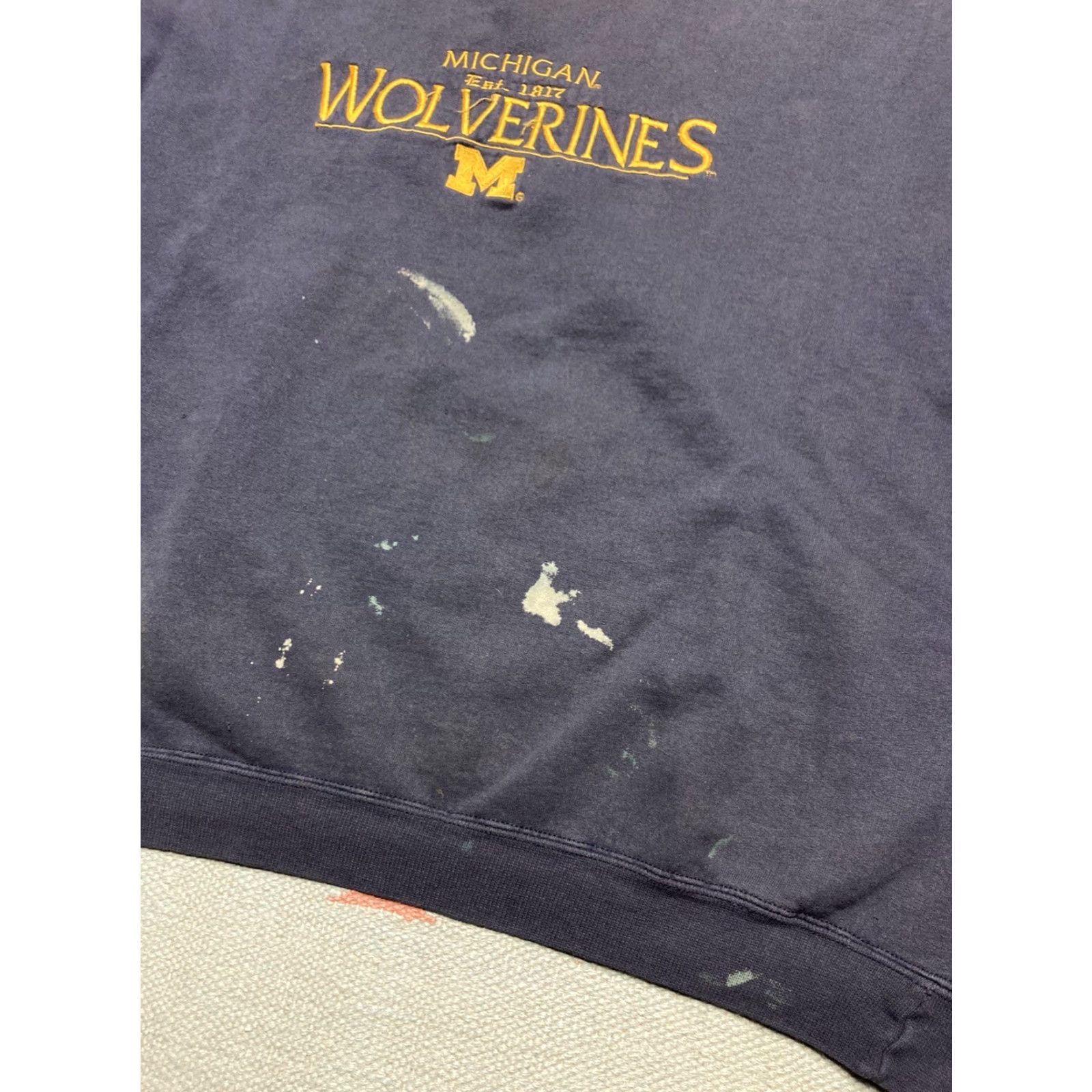Vintage VINTAGE Sweatshirt Crewneck University Michigan Wolverines Distressed XL Men Blue Pullover Shirt Size US XL / EU 56 / 4 - 2 Thumbnail