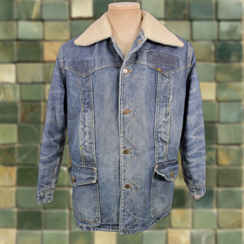 Vintage 70s Lee Storm Rider Denim Jacket Men's Size S/M Blue **Vintage 70s Lee Storm Rider Denim Jacket Men's Size S/M Blue**