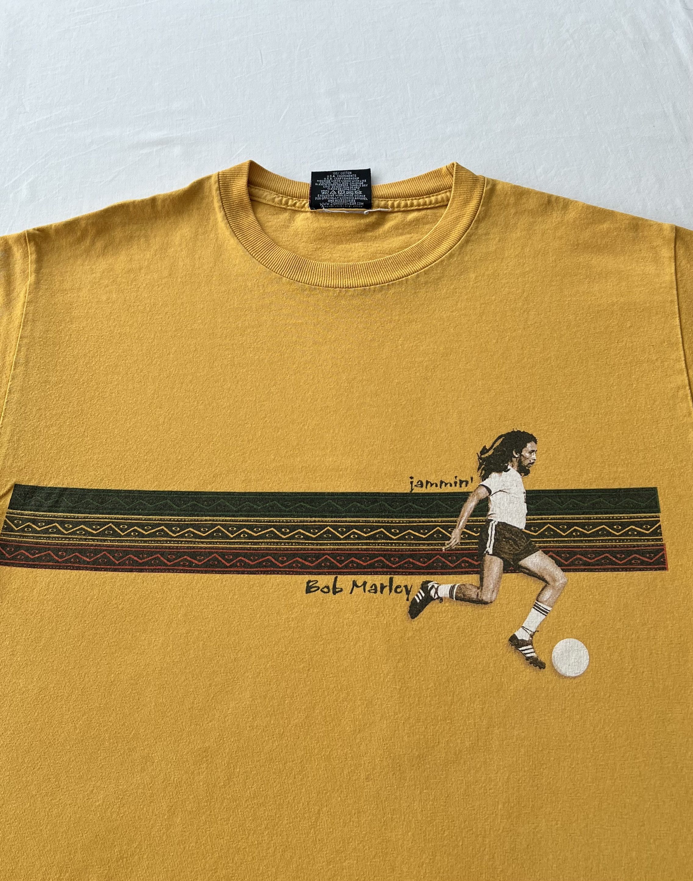 Band Tees Vintage 2000s Bob Marley Jamaica Jammin Soccer Zion T-shirt Size US M / EU 48-50 / 2 - 3 Thumbnail