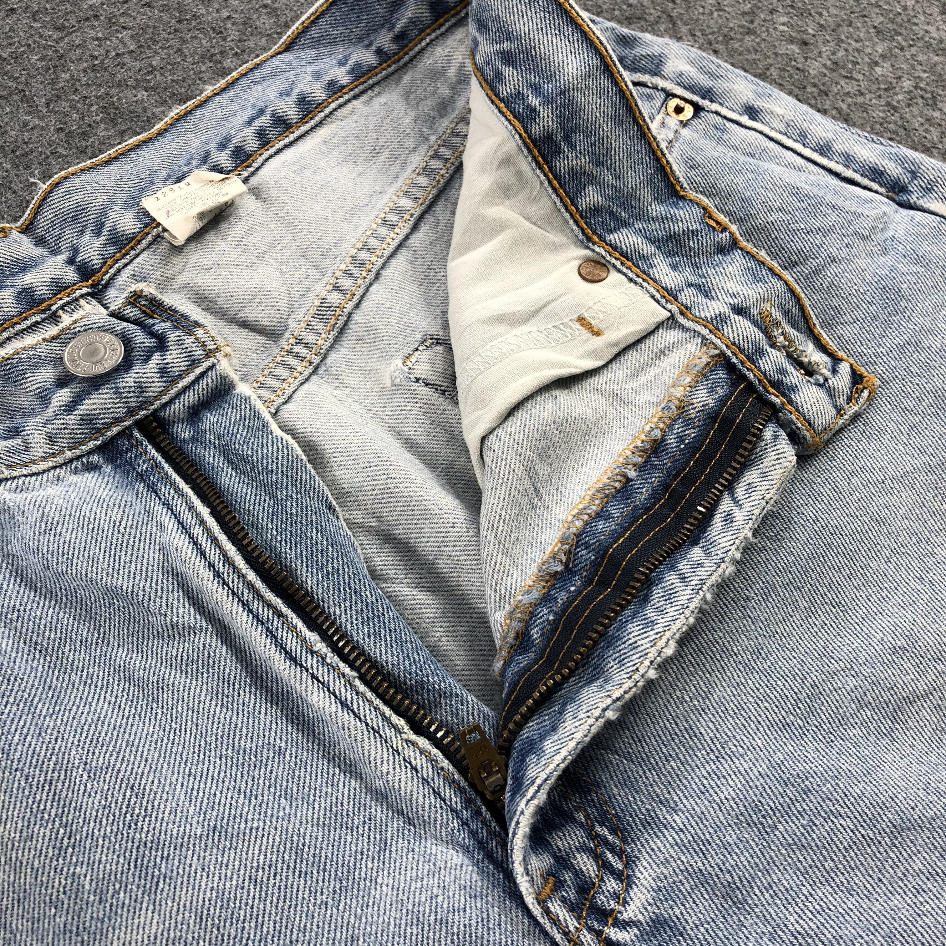Levi's 90s Vintage Light Wash Levis 550 Jeans-JM1154 Size US 34 / EU 50 - 9 Thumbnail
