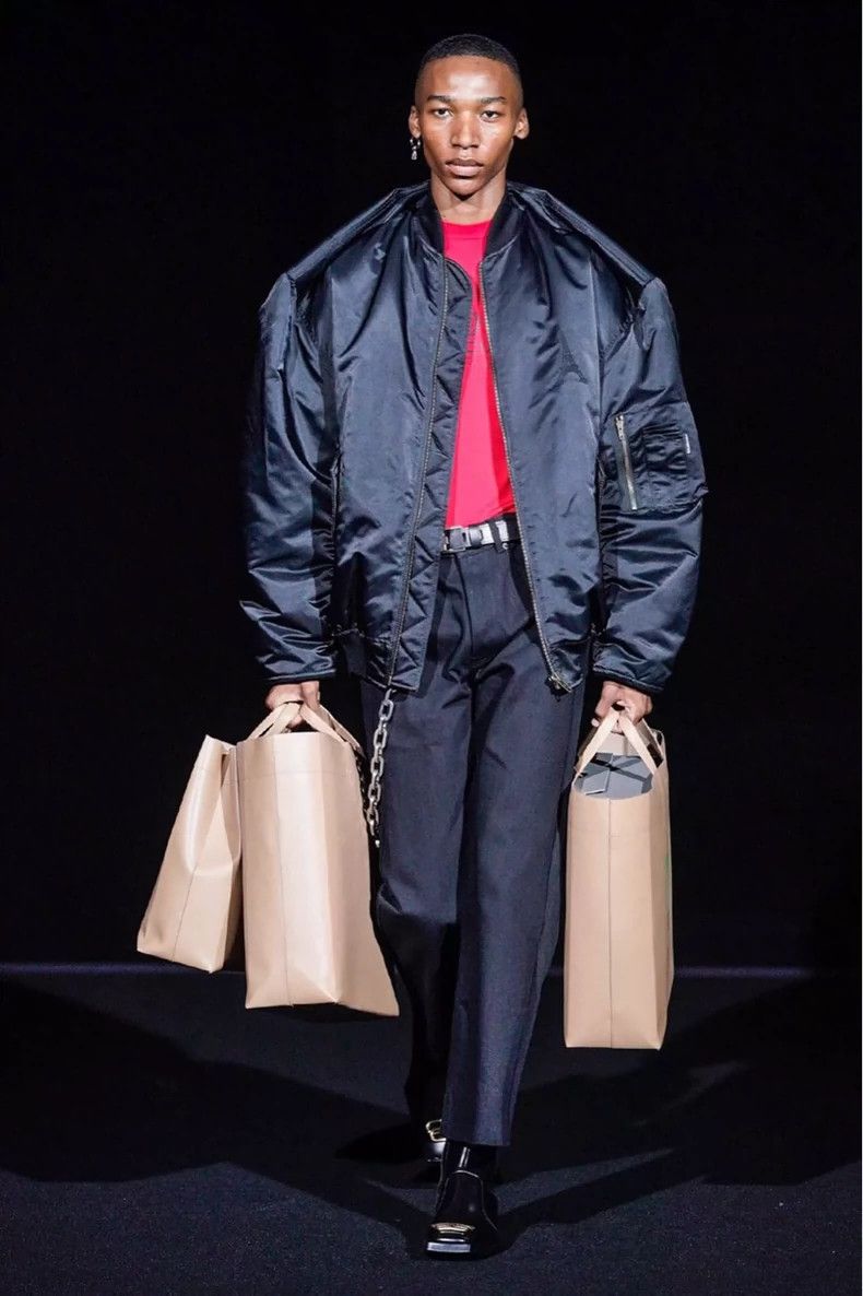 Balenciaga Balenciaga FW19 Crown wheat-ear logo embroidered MA1 Bomber Size US M / EU 48-50 / 2 - 8 Thumbnail