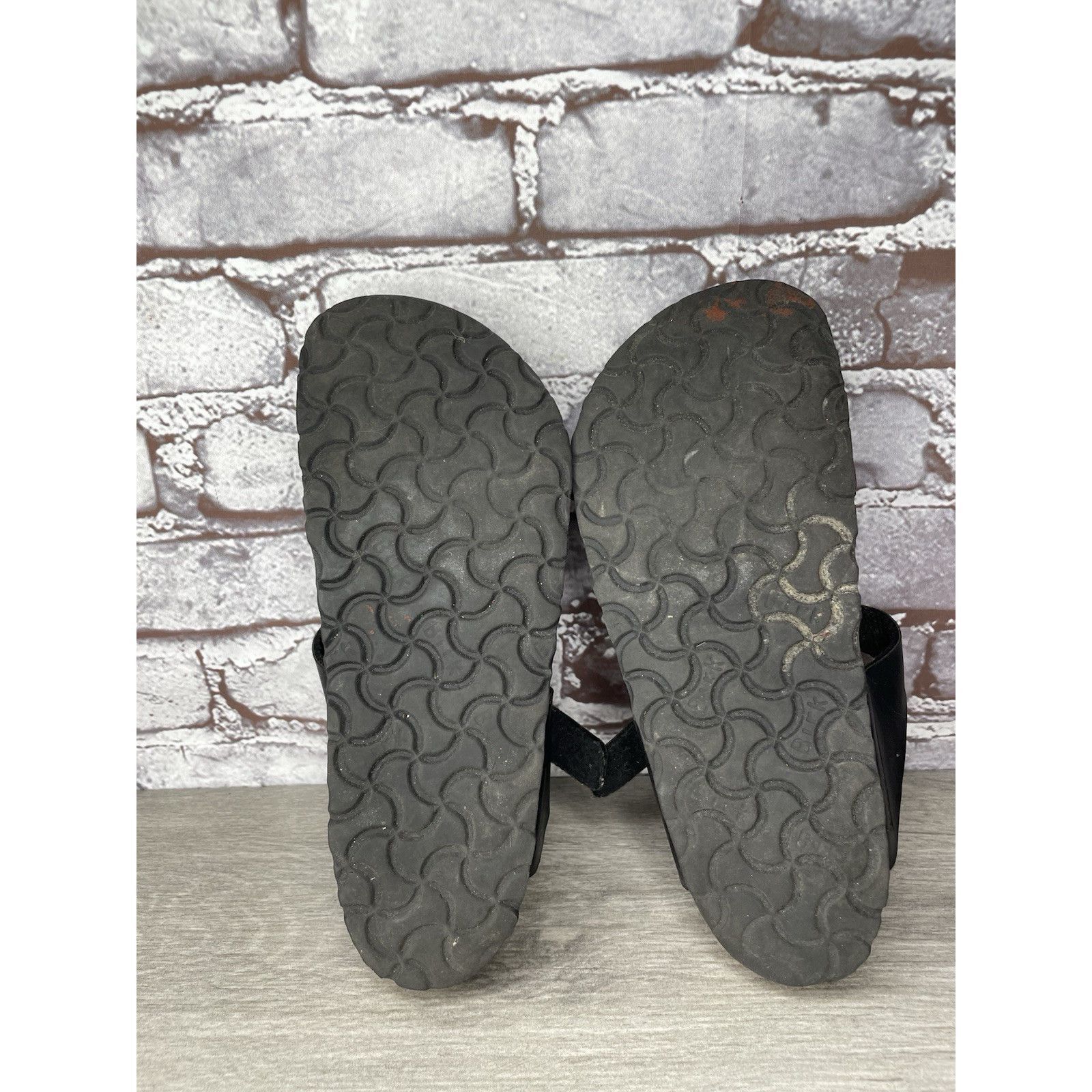 Birkenstock Birkenstock Gizeh Black Leather Thong Cork Strap Sandals Wom Size US 6 / IT 36 - 15 Thumbnail