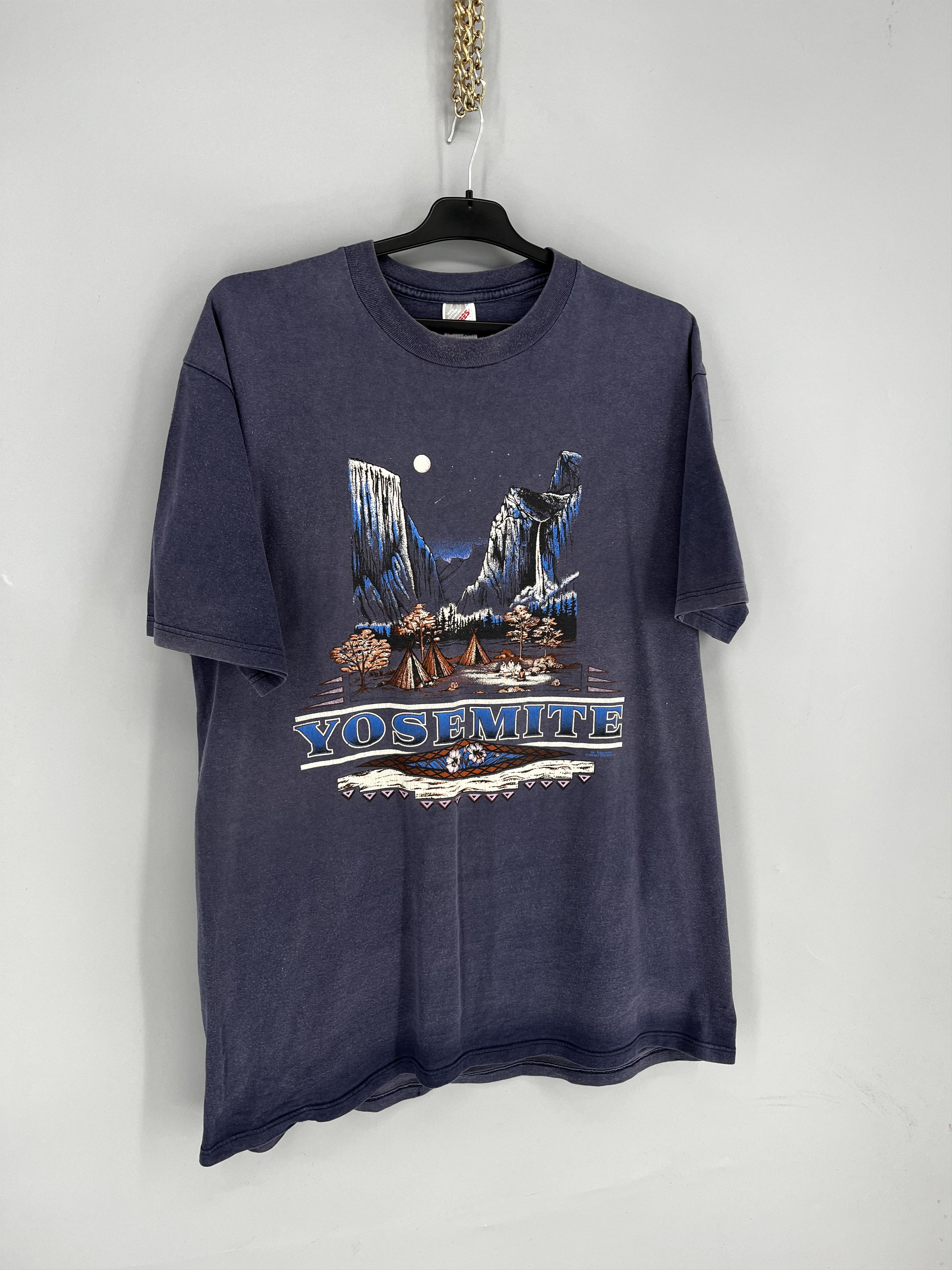 Vintage Vintage Yosemite Park Mountain Camp Moon Graphic Purple Size US XL / EU 56 / 4 - 2 Thumbnail