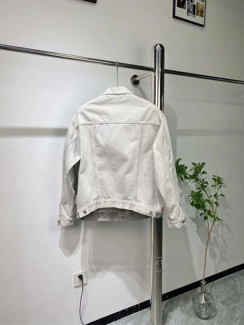 Balenciaga Balenciaga Distressed Denim Jacket with Logo. Size US S / EU 44-46 / 1 - 2 Thumbnail