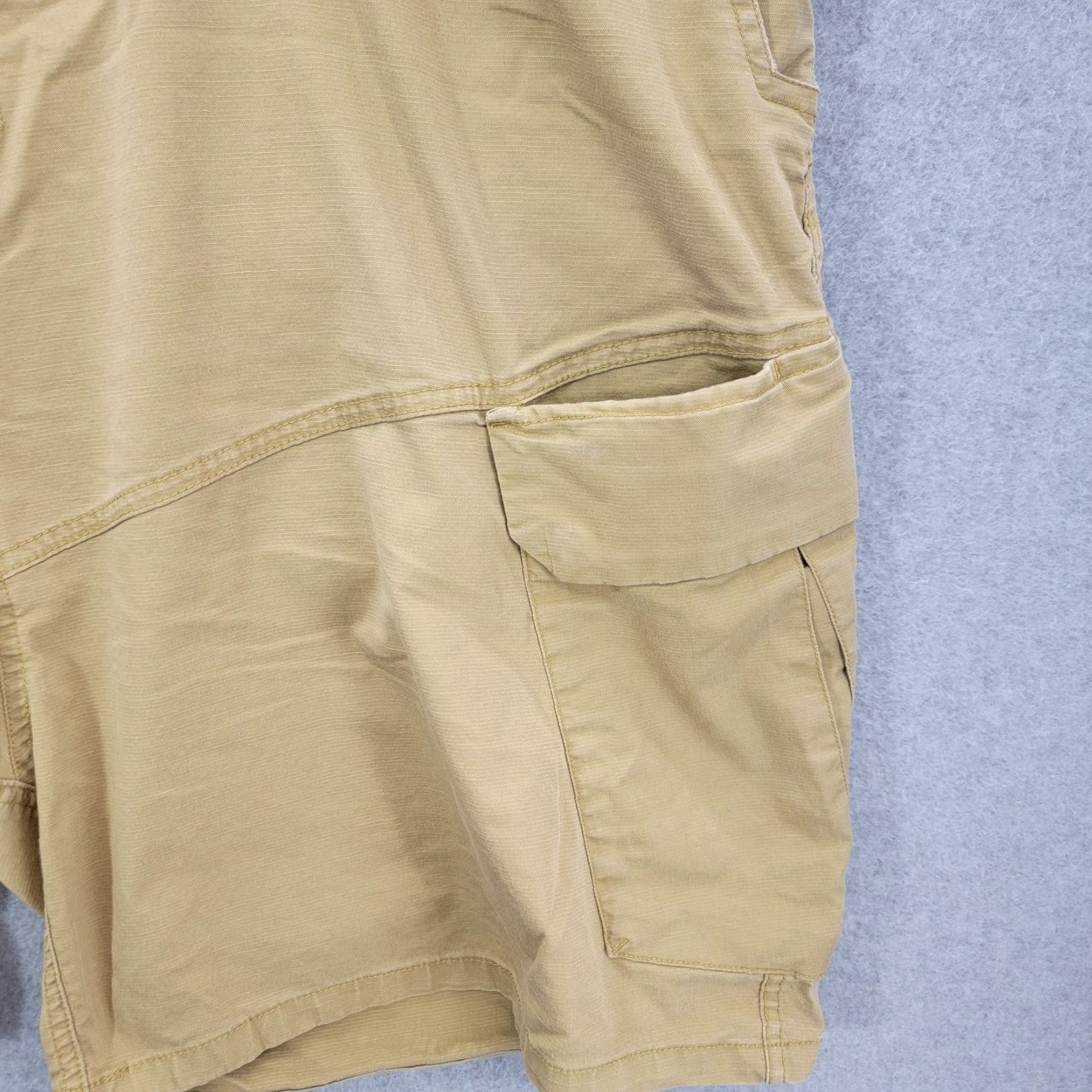 Vintage Viktos Shorts Mens 44 Tan Wartorn Ripstop Cargo Pockets Canvas Comfort Tactical Cargo Pocket Men 44 Brown Regular Mens Size US 44 / EU 60 - 3 Thumbnail