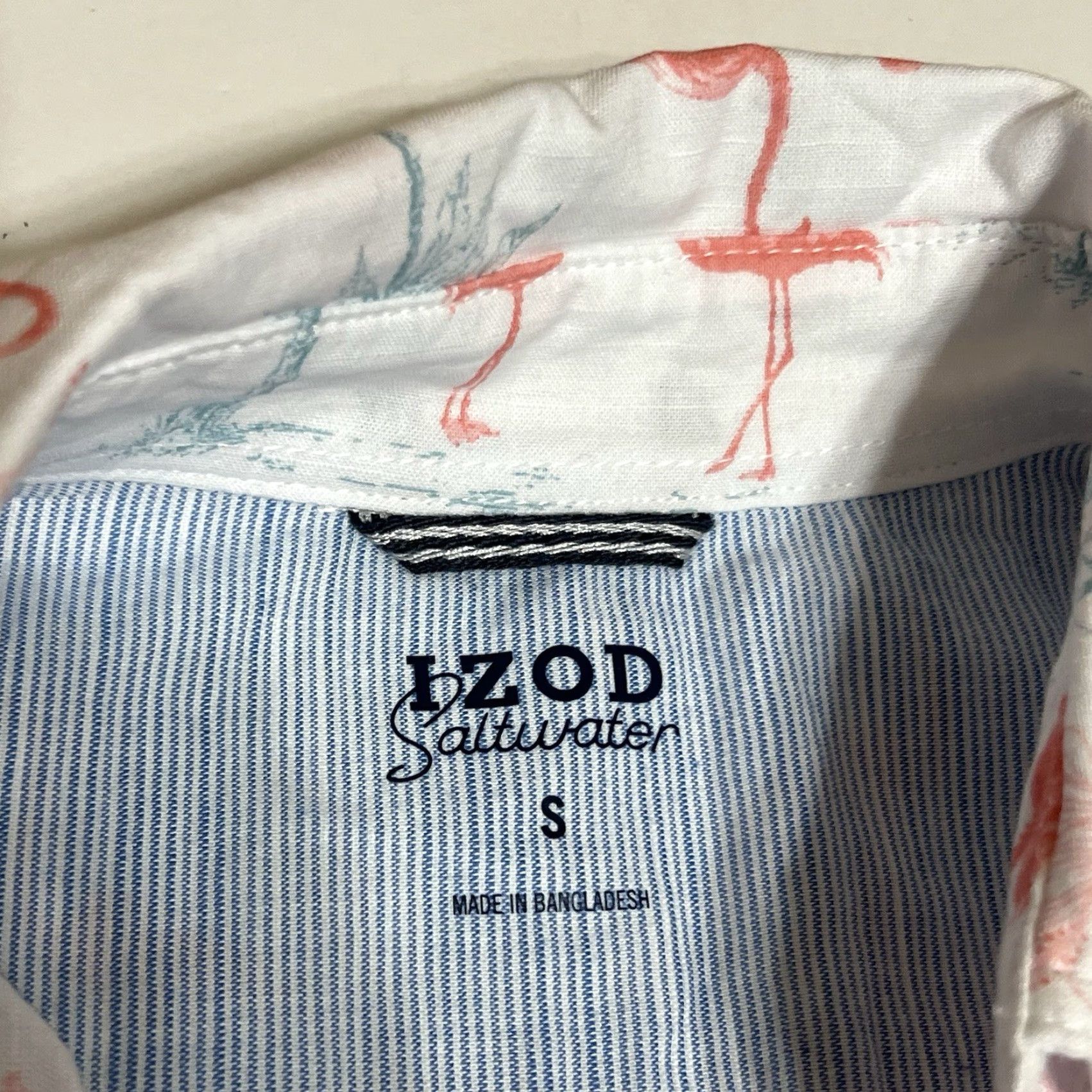Izod Izod Saltwater Men's Small Hawaiian Shirt Dockside Chambray Flamingo Print NWT Size US S / EU 44-46 / 1 - 7 Thumbnail