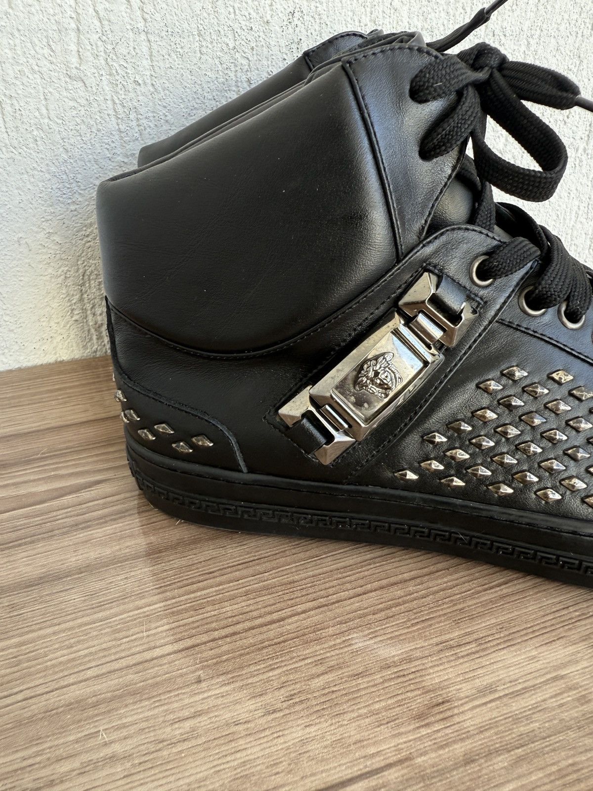 Versace Studded medusa trainers🔥🔥like tyson,🕷️ Size US 7.5 / EU 40-41 - 14 Thumbnail