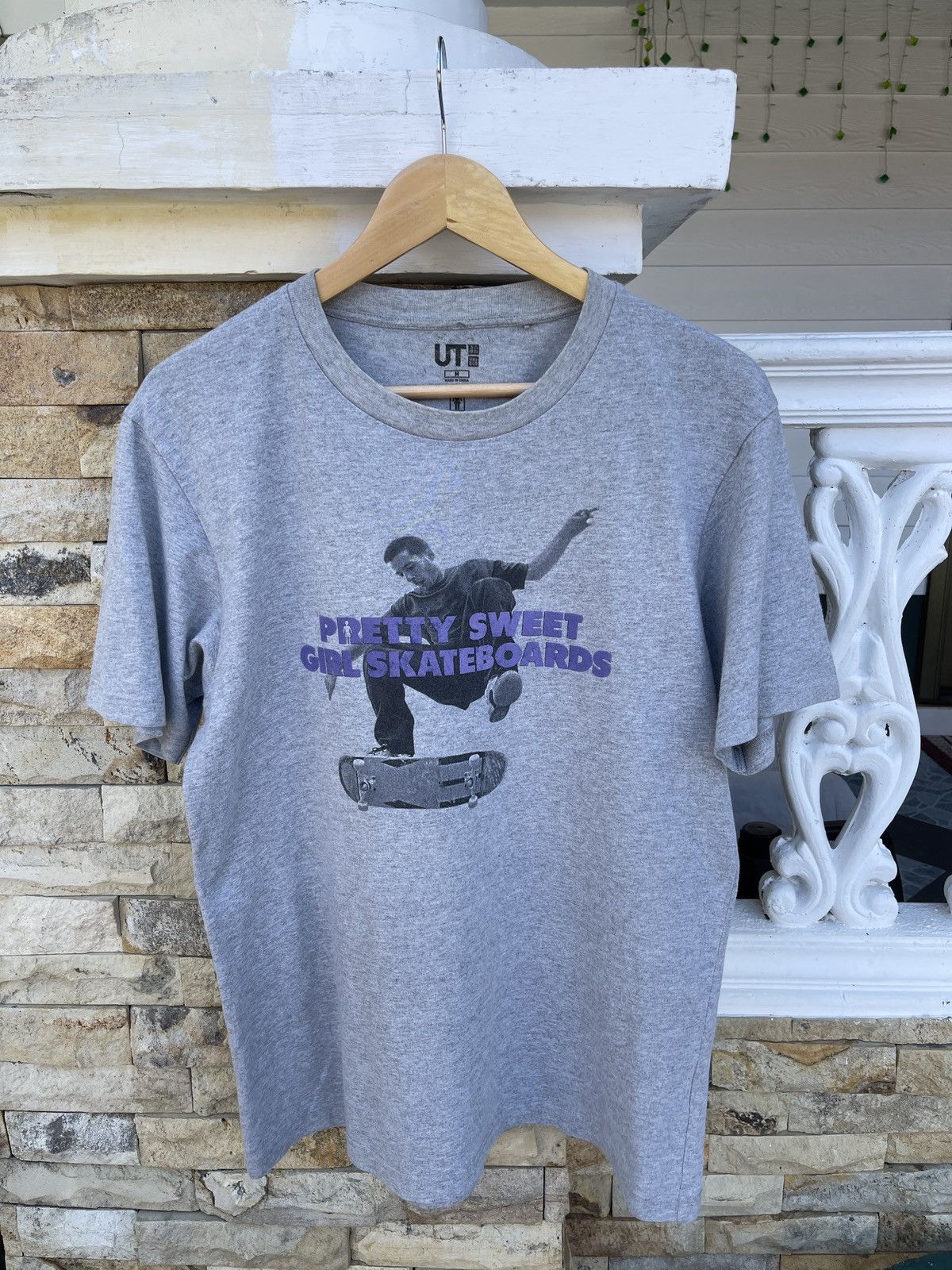 Girl Skateboards Last Drop🔥Rare🔥Girls Skateboards Pretty Sweet Uniqlo T-Shirt Size US M / EU 48-50 / 2 - 1 Thumbnail