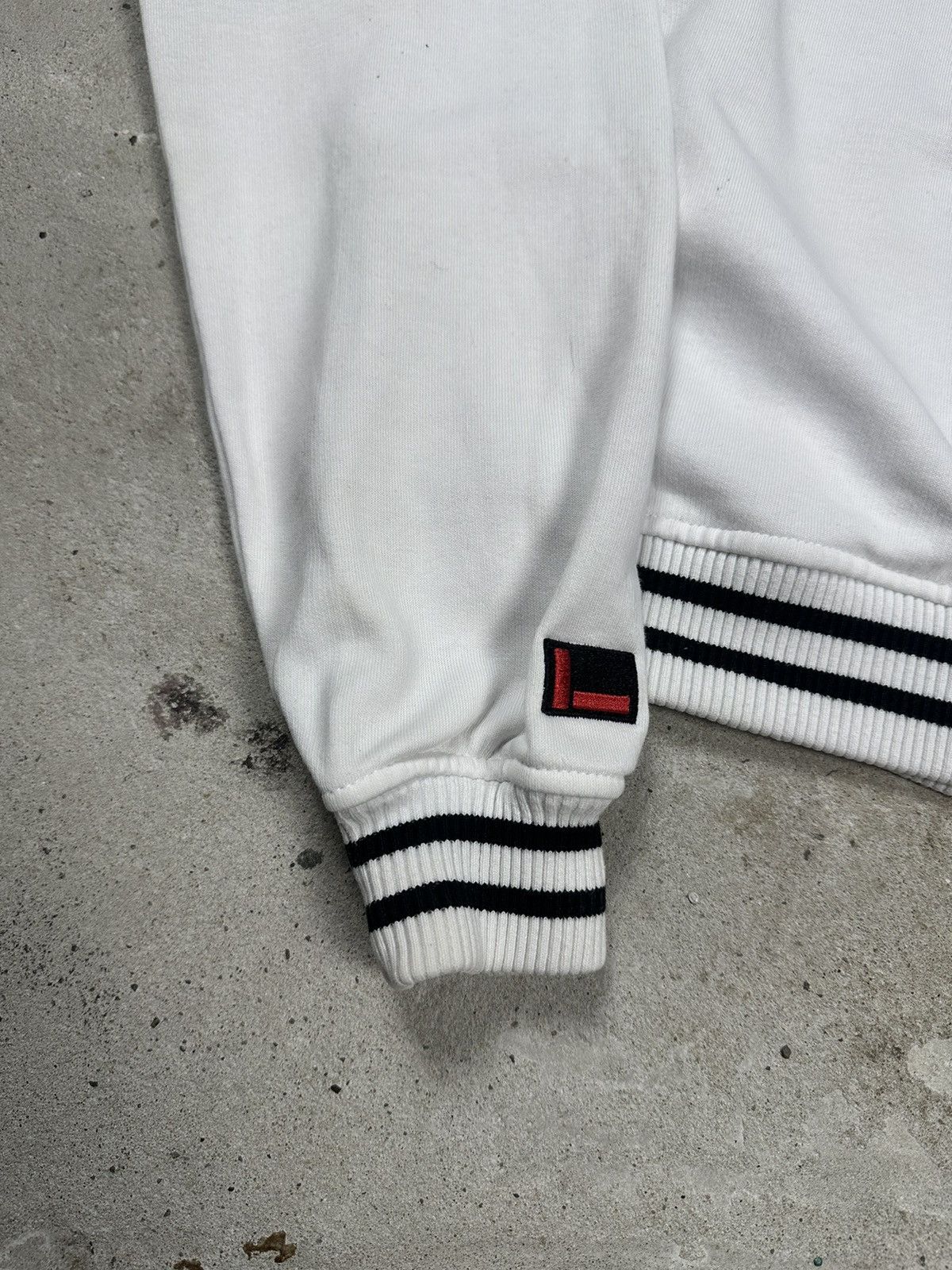 Fubu × Vintage Vintage Y2K Fubu Big Logo Oversize Crewneck Sweatshirt Size US S / EU 44-46 / 1 - 3 Thumbnail