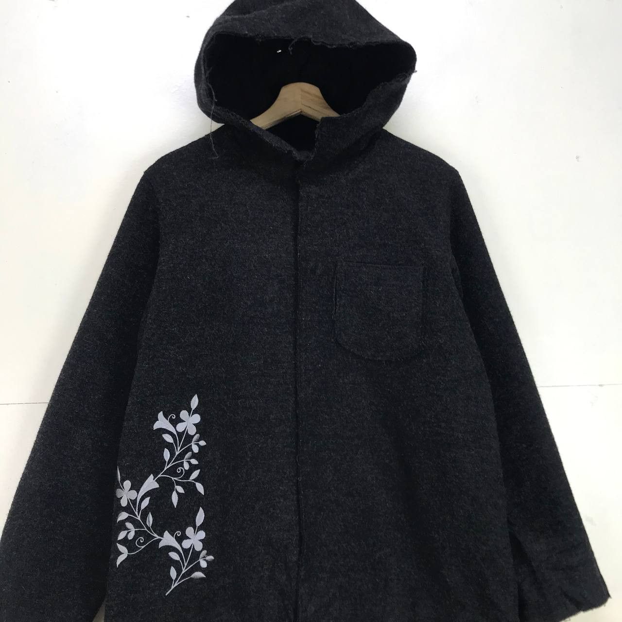 Japanese Brand × Yohji Yamamoto Ined Homme by Yohji Yamamoto Art Flower Distressed Wool Size US S / EU 44-46 / 1 - 8 Thumbnail