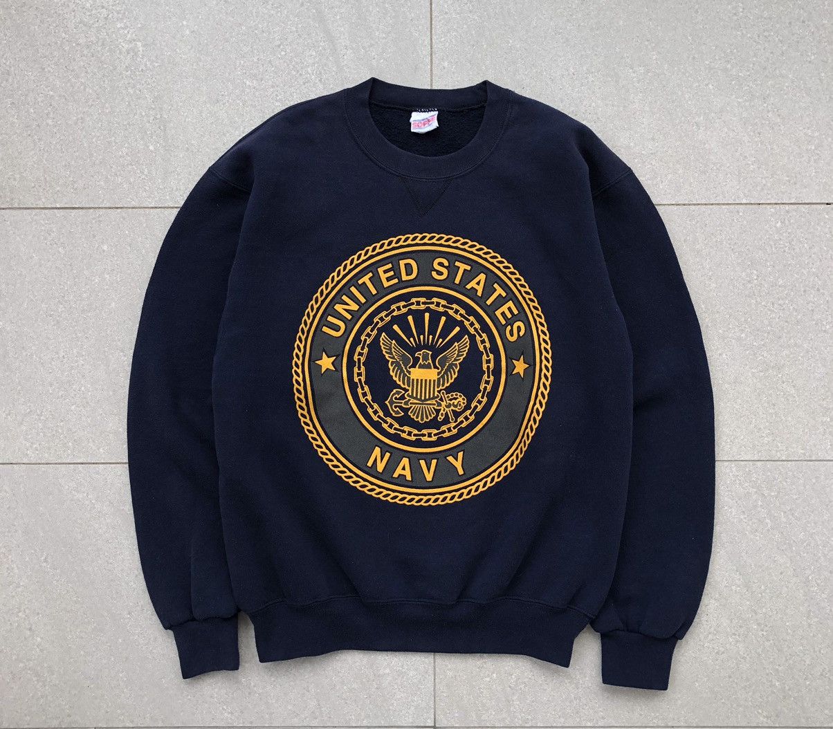 Vintage VTG 90's United States Navy Made In USA Crewneck Sweatshirt Size US L / EU 52-54 / 3 - 9 Thumbnail