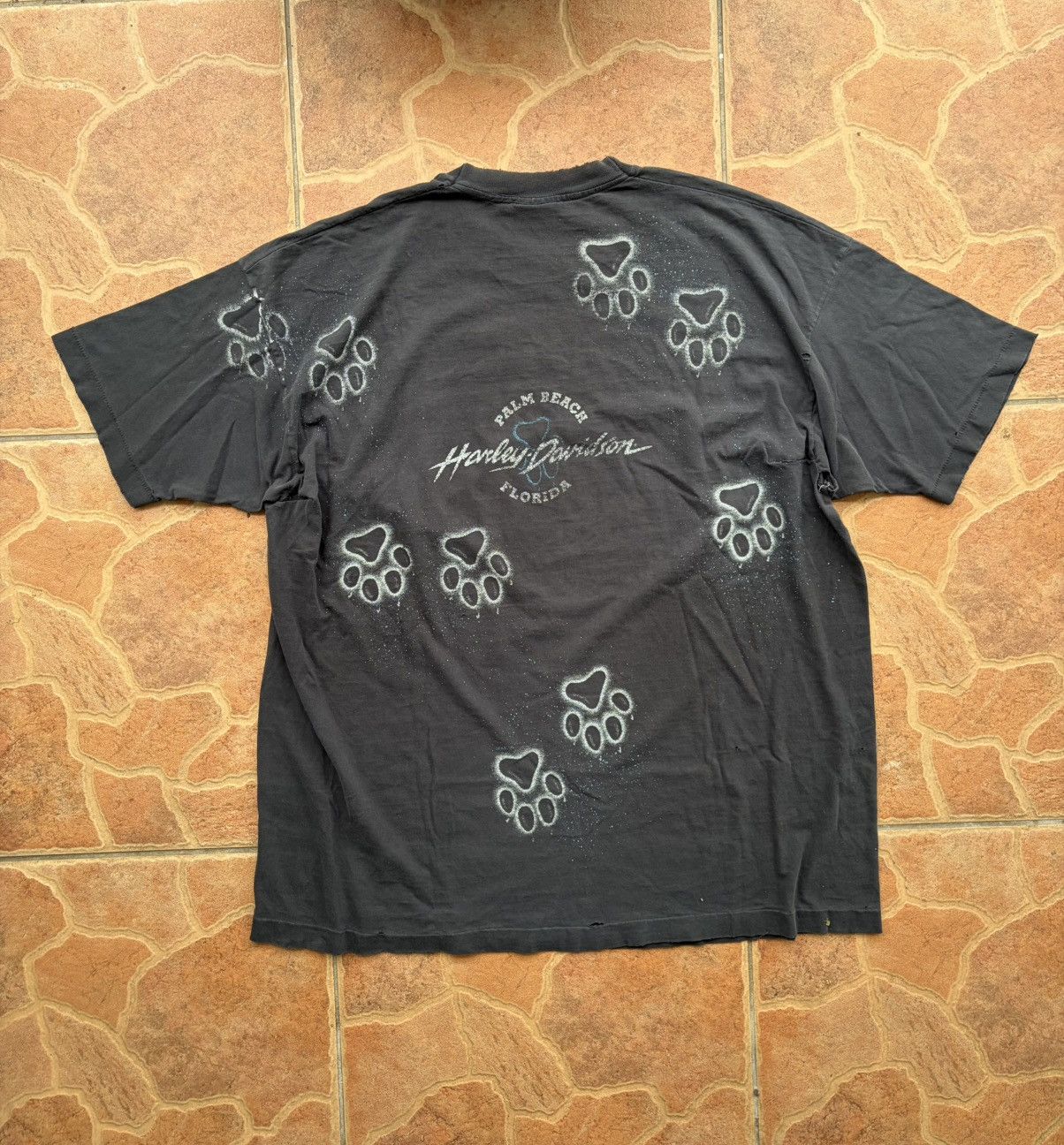 Harley Davidson Vintage Harley Davidson, AOP paw print T-shirt Size US XXL / EU 58 / 5 - 3 Thumbnail