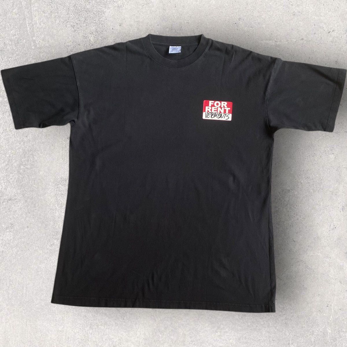 Vetements SS20 For Rent Oversize T Shirt Size US XL / EU 56 / 4 - 2 Thumbnail