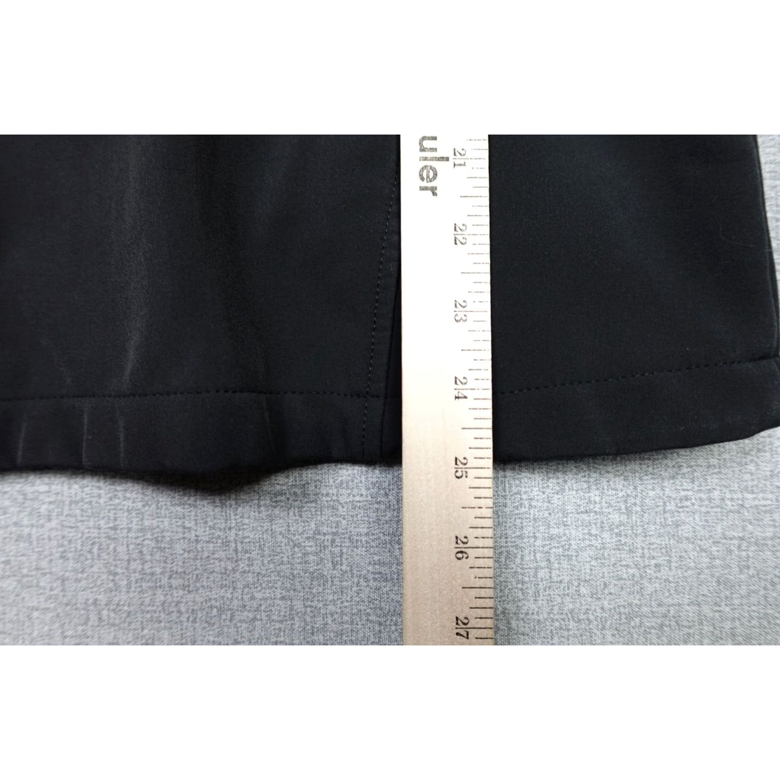 The North Face The North Face Jacket Women S Black Softshell Full Zip Logo Windbreaker Outdoor 90s Mens Size S / US 4 / IT 40 - 6 Thumbnail