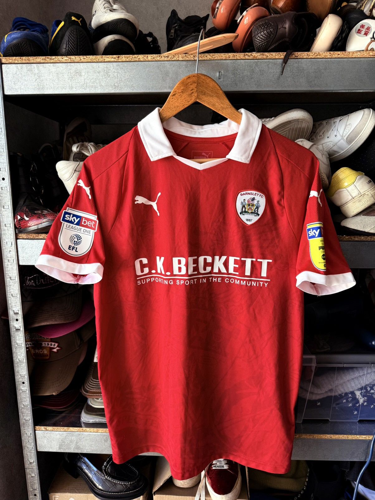 Puma MATCH ISSUE BARNSLEY FC PUMA 2018/19 FOOTBALL SHIRT JERSEY Size US M / EU 48-50 / 2 - 1 Thumbnail