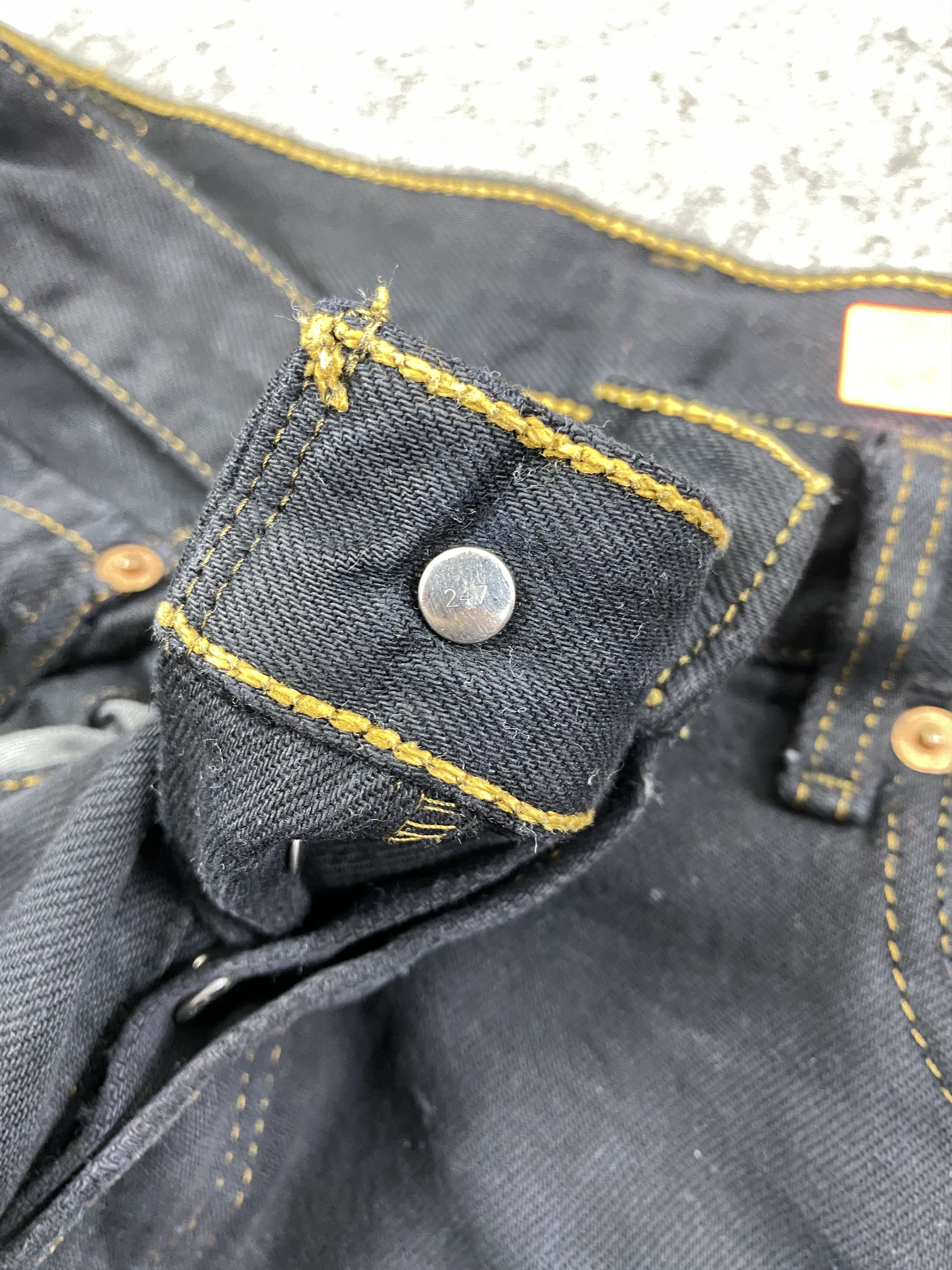 Levi's Black Vintage Levi's 501 Jeans 34x31.5 Denim -JN1649 Size US 34 / EU 50 - 7 Thumbnail