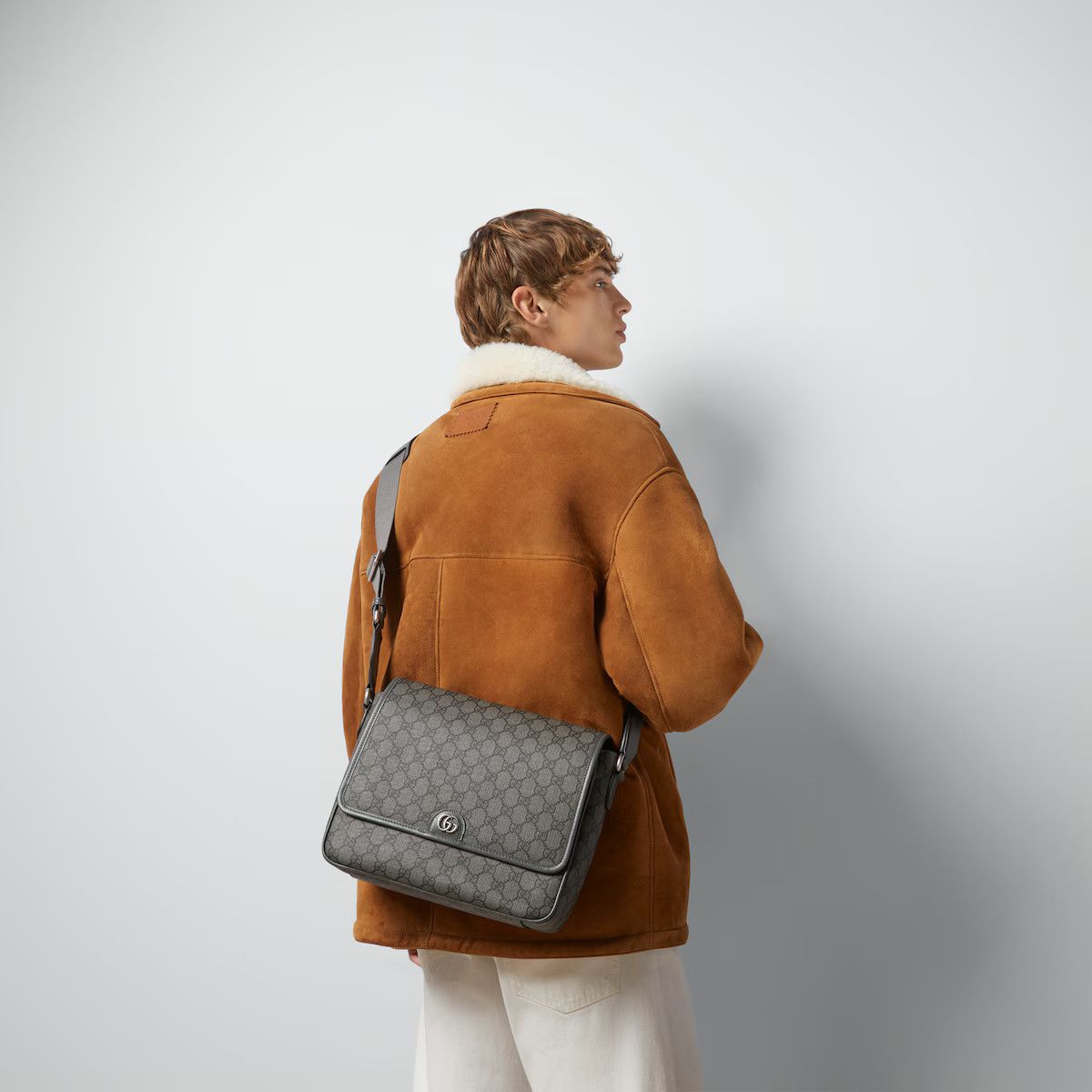 Gucci OPHIDIA MEDIUM MESSENGER BAG 761741 FACJY 1244 | Grailed