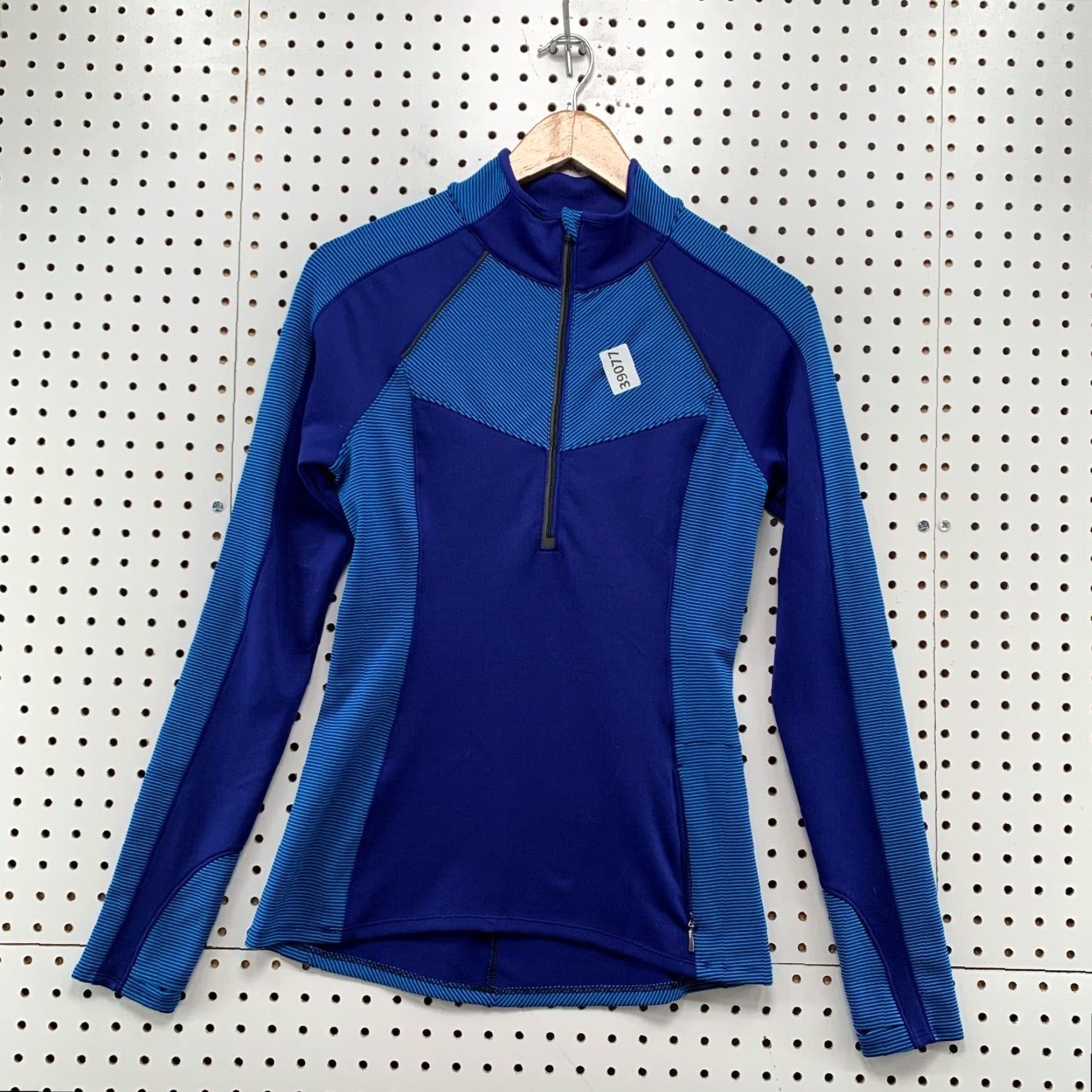 Athleta Athleta XS Blue 1/2 Zip Active Pullover Womens yoga workout Shirt Size XS / US 0-2 / IT 36-38 - 2 Thumbnail
