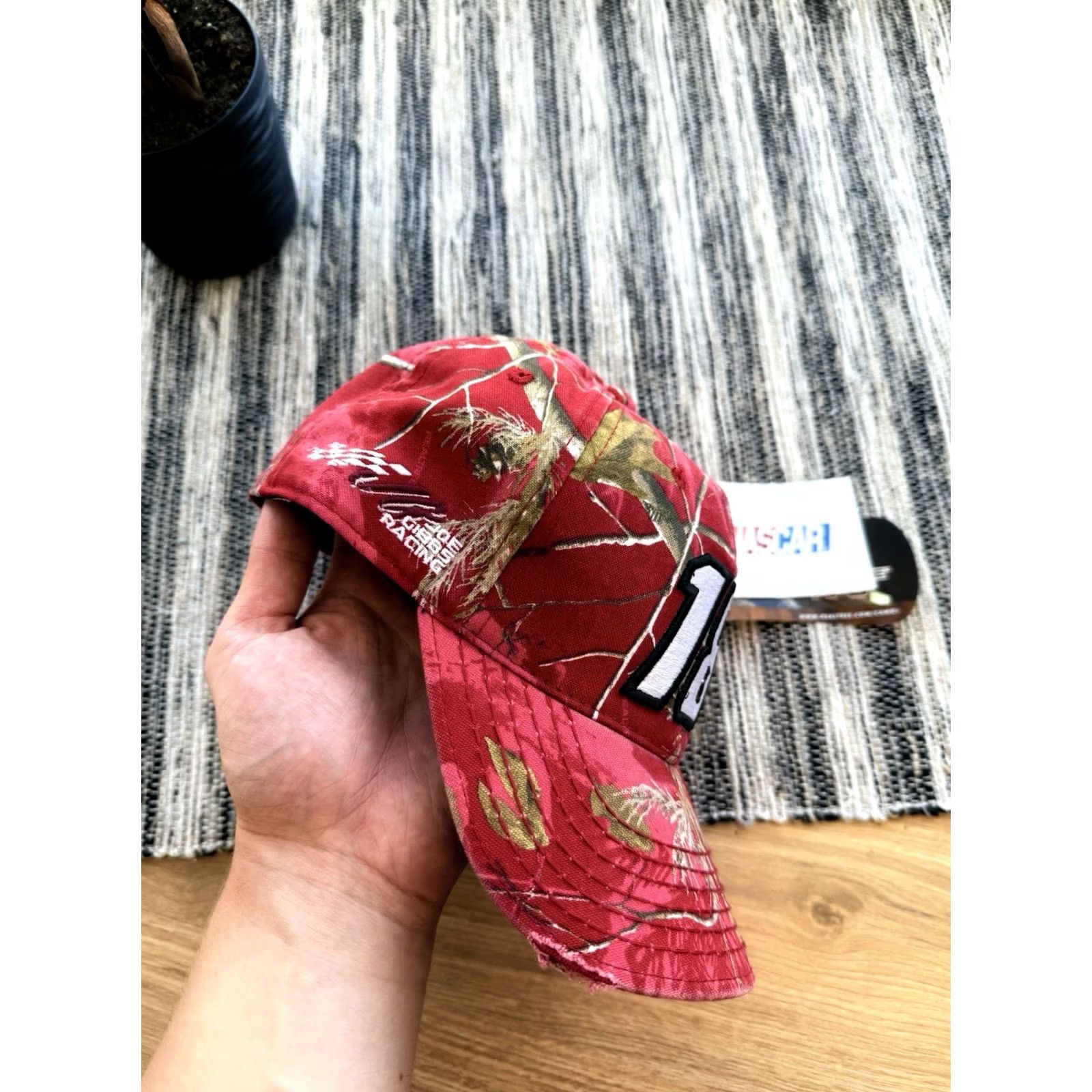 Realtree REALTREE NASCAR RACING CAP SNAPBACK HAT 18 JOE GIBBS RED One Size Mens Cap Size ONE SIZE - 3 Thumbnail