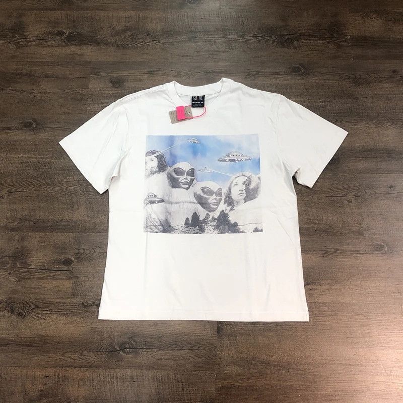 Japanese Brand Streetwear Alien Printed Tee Size US S / EU 44-46 / 1 - 2 Thumbnail