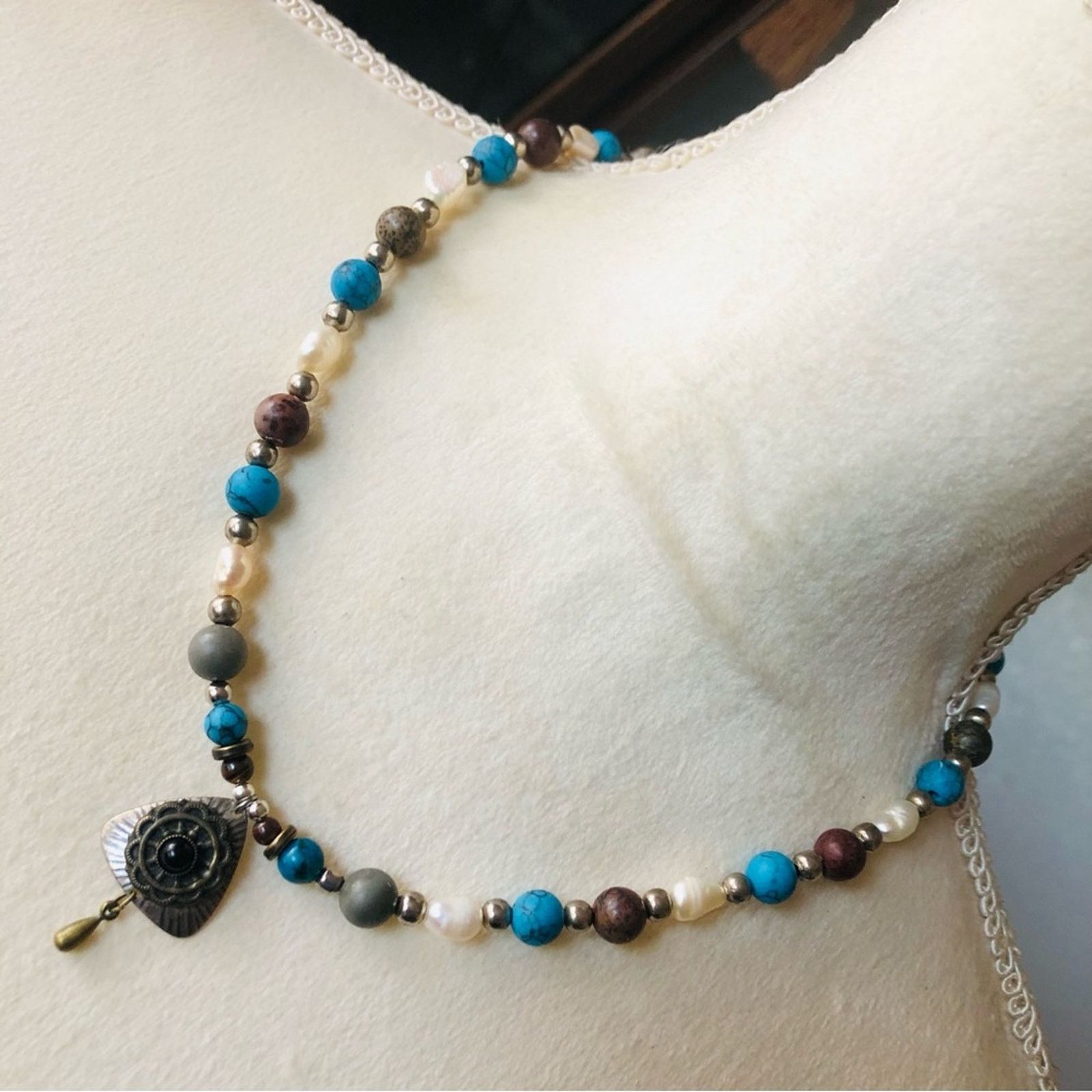 Handmade Handcrafted howlite stone genuine pearl necklace Size ONE SIZE - 1 Thumbnail