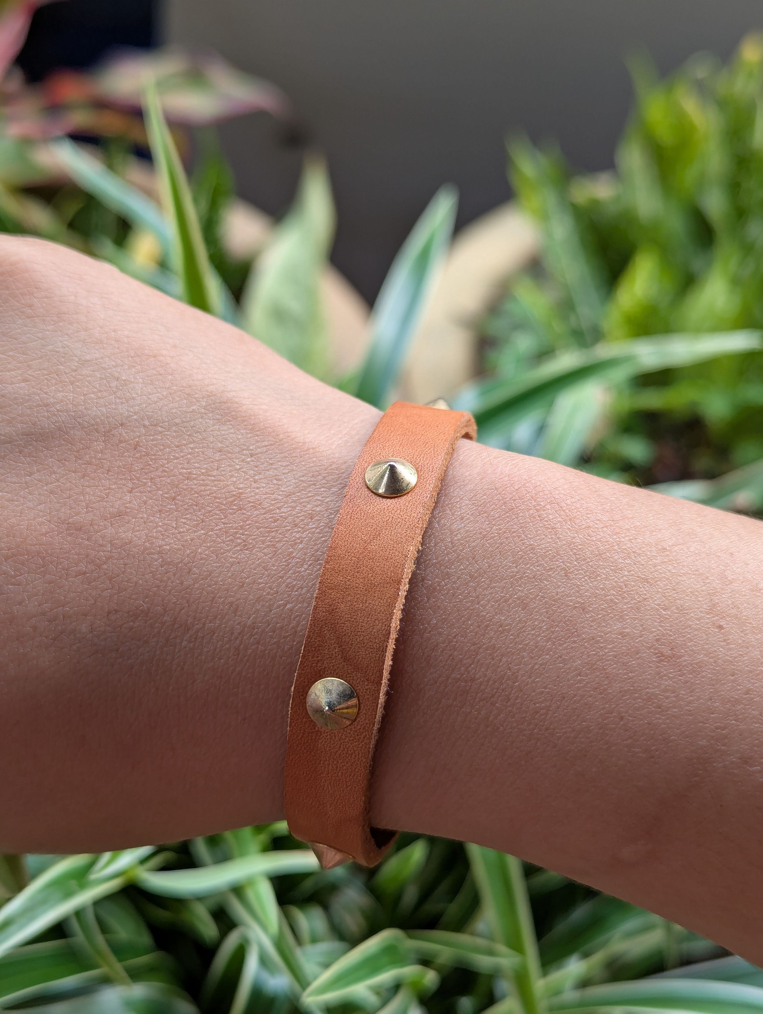 Leather Brown Leather Bracelet with Studs Size ONE SIZE - 2 Thumbnail