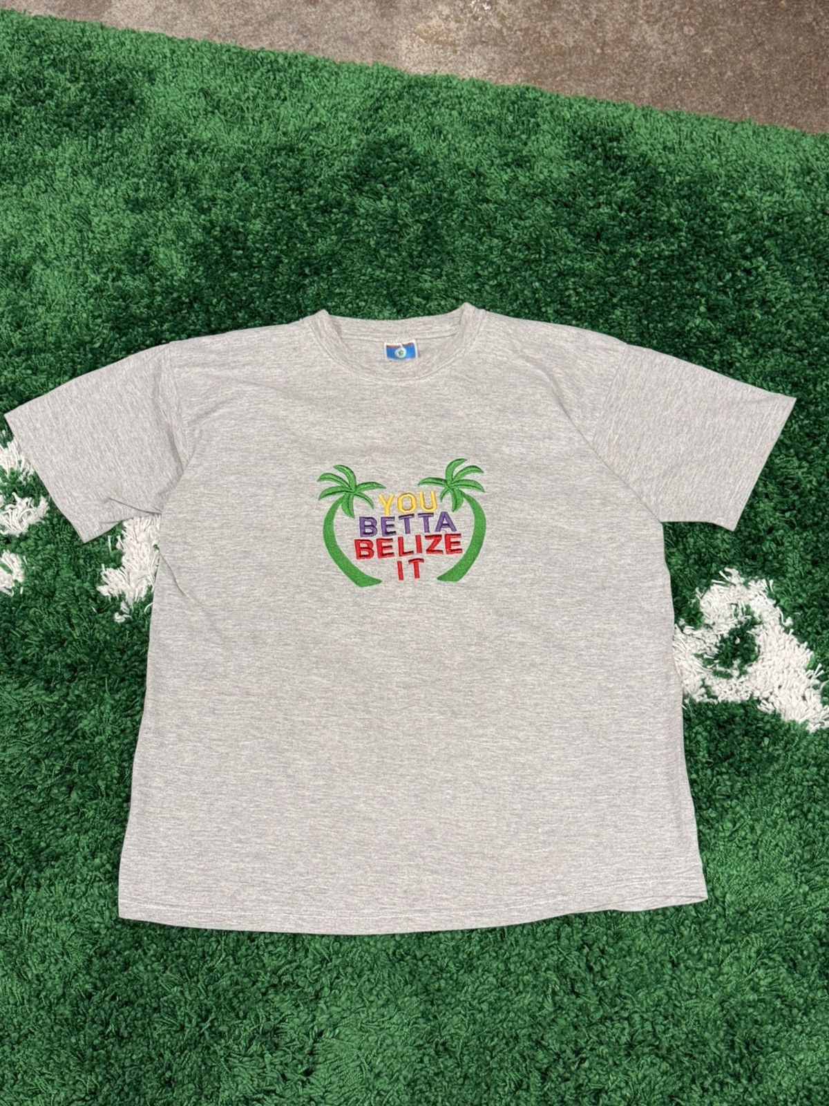 Vintage Vintage Embroidered Betta Belize It Palm Tree Tee Large Leaf Size US L / EU 52-54 / 3 - 1 Thumbnail