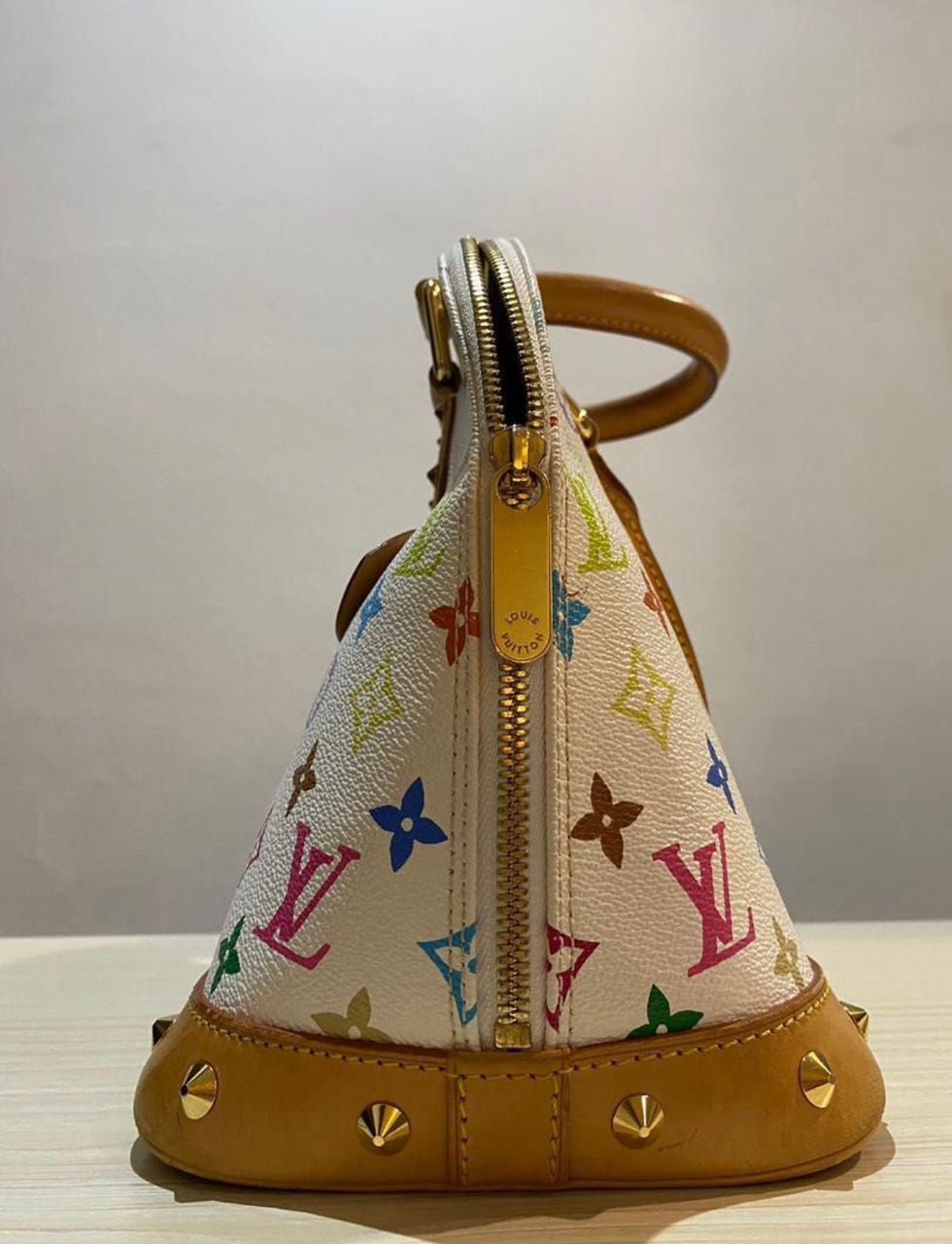 Louis Vuitton LOUIS VUITTON ALMA BAG MONOGRAM CANVAS WHITE/MULTICOLOU Size ONE SIZE - 5 Thumbnail