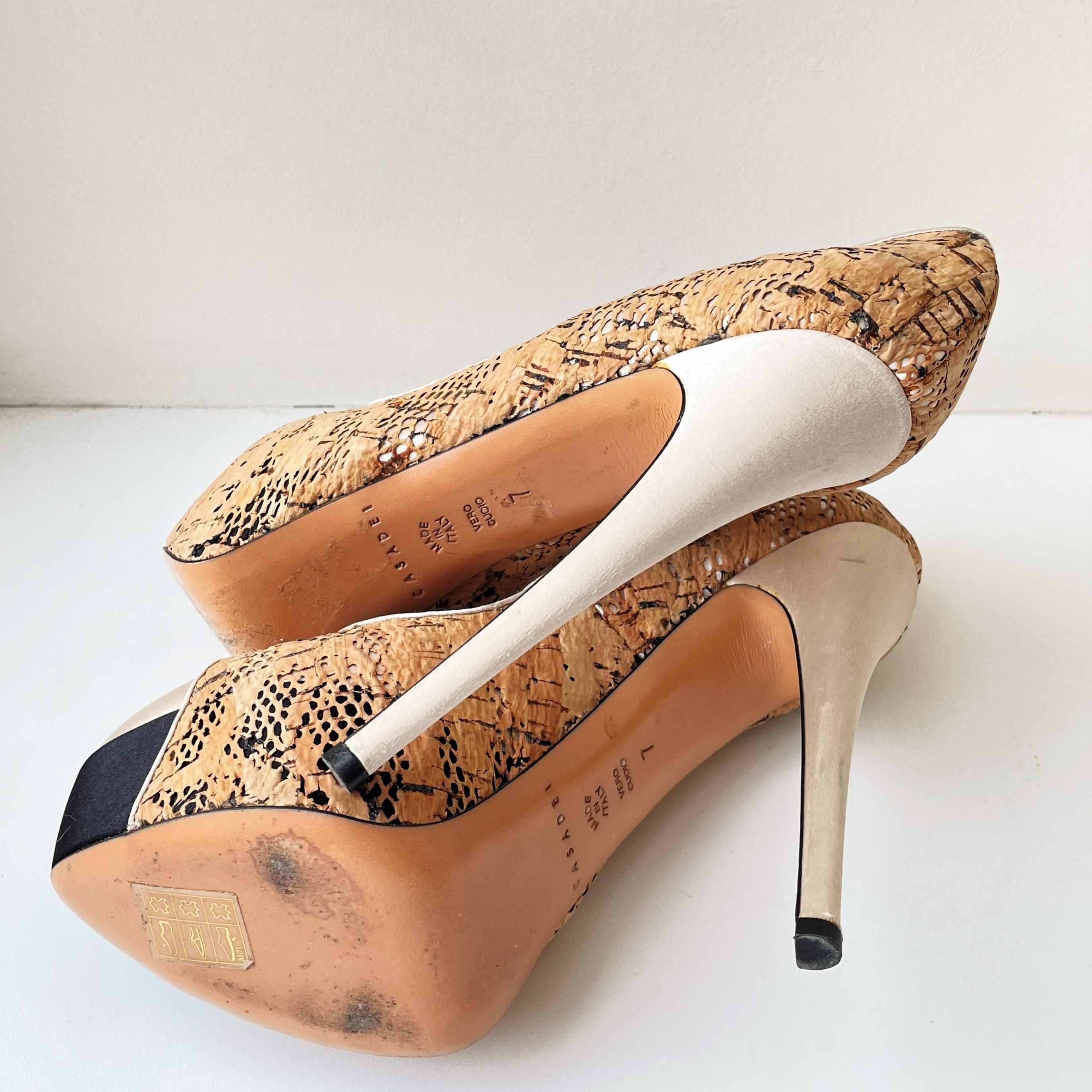 Casadei EUC Casadei 37 Women Stilettos Hidden Platform Satin Cap Toe Size US 7 / IT 37 - 8 Thumbnail