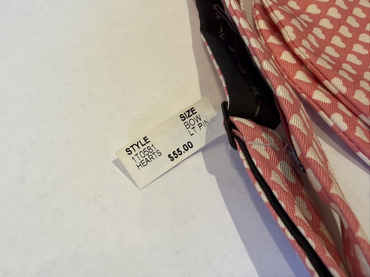 Vineyard Vines Set Of 3 New Patterned Vineyard Vines Bow Ties (never worn) Size ONE SIZE - 7 Thumbnail