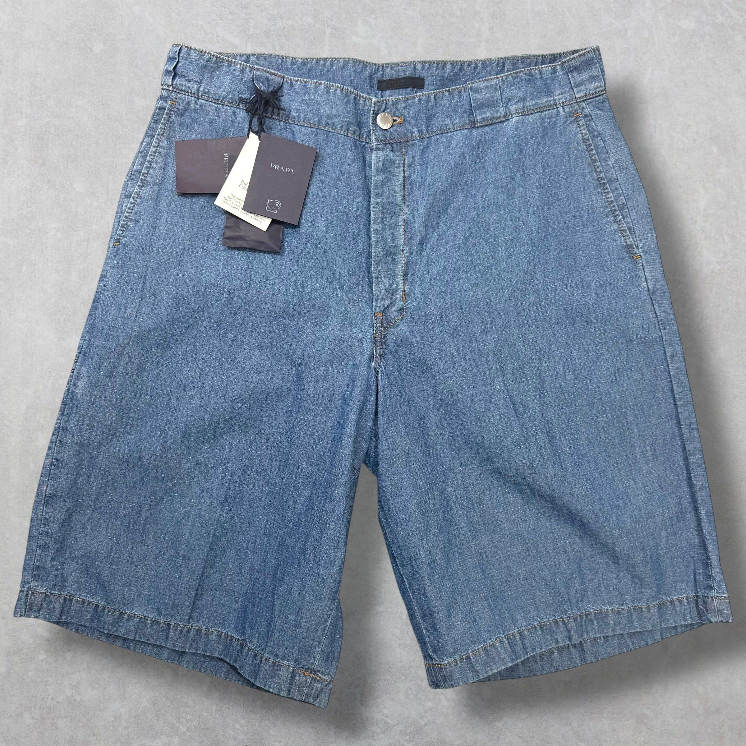 Prada Prada Triangle Logo Plate Denim Bermuda Shorts 52 (36) Size US 36 / EU 52 - 1 Thumbnail