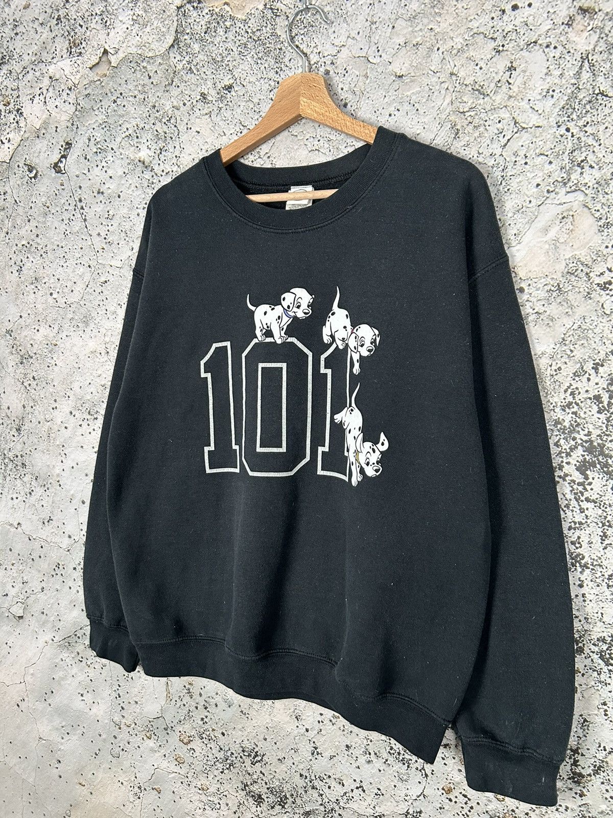Disney Vintage Disney 101 Dalmatians Movie Cartoon Graphic Hype Size US M / EU 48-50 / 2 - 2 Thumbnail