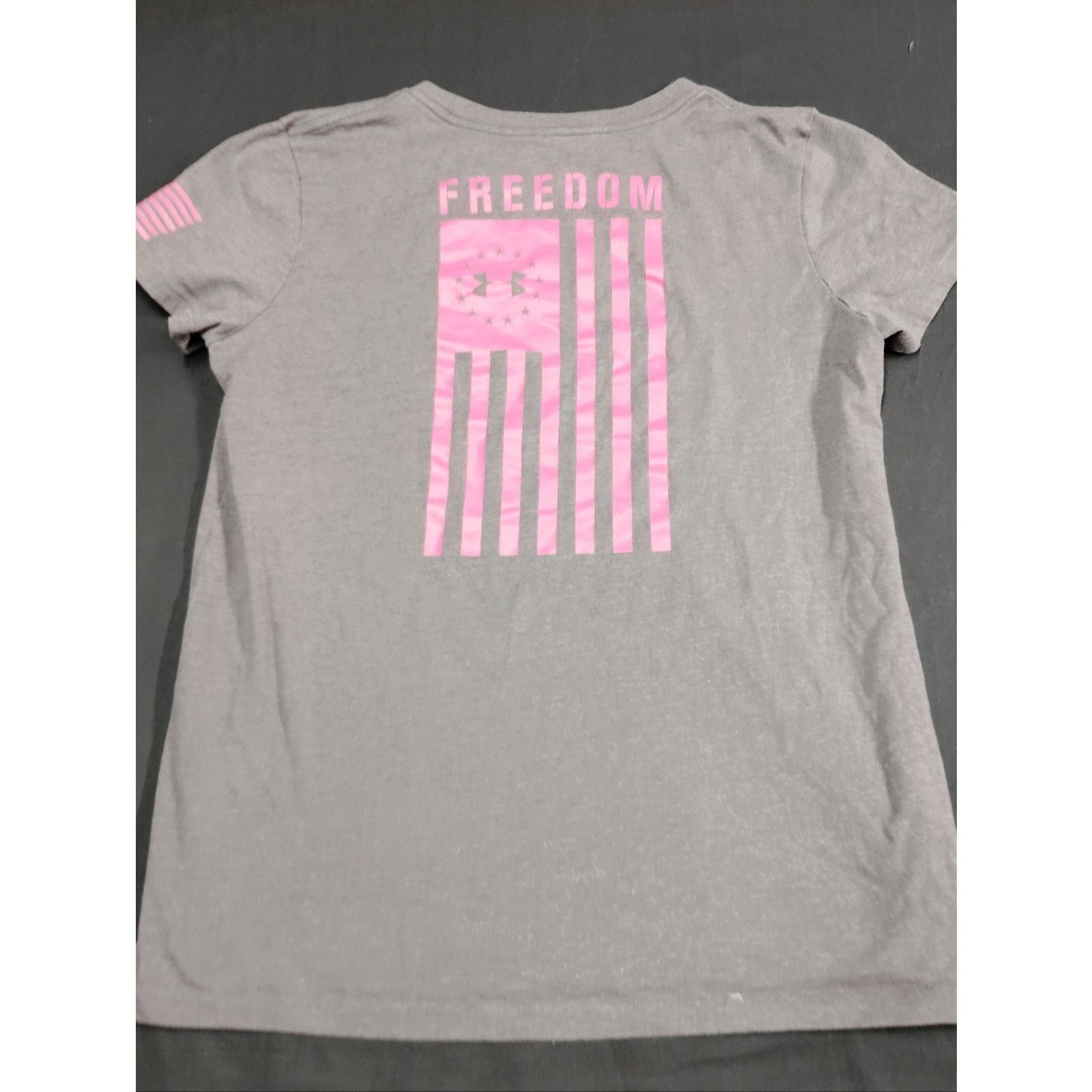 Under Armour Under Armour Light Gray Tee with Pink Freedom Flag Accents Size M / US 6-8 / IT 42-44 - 5 Thumbnail