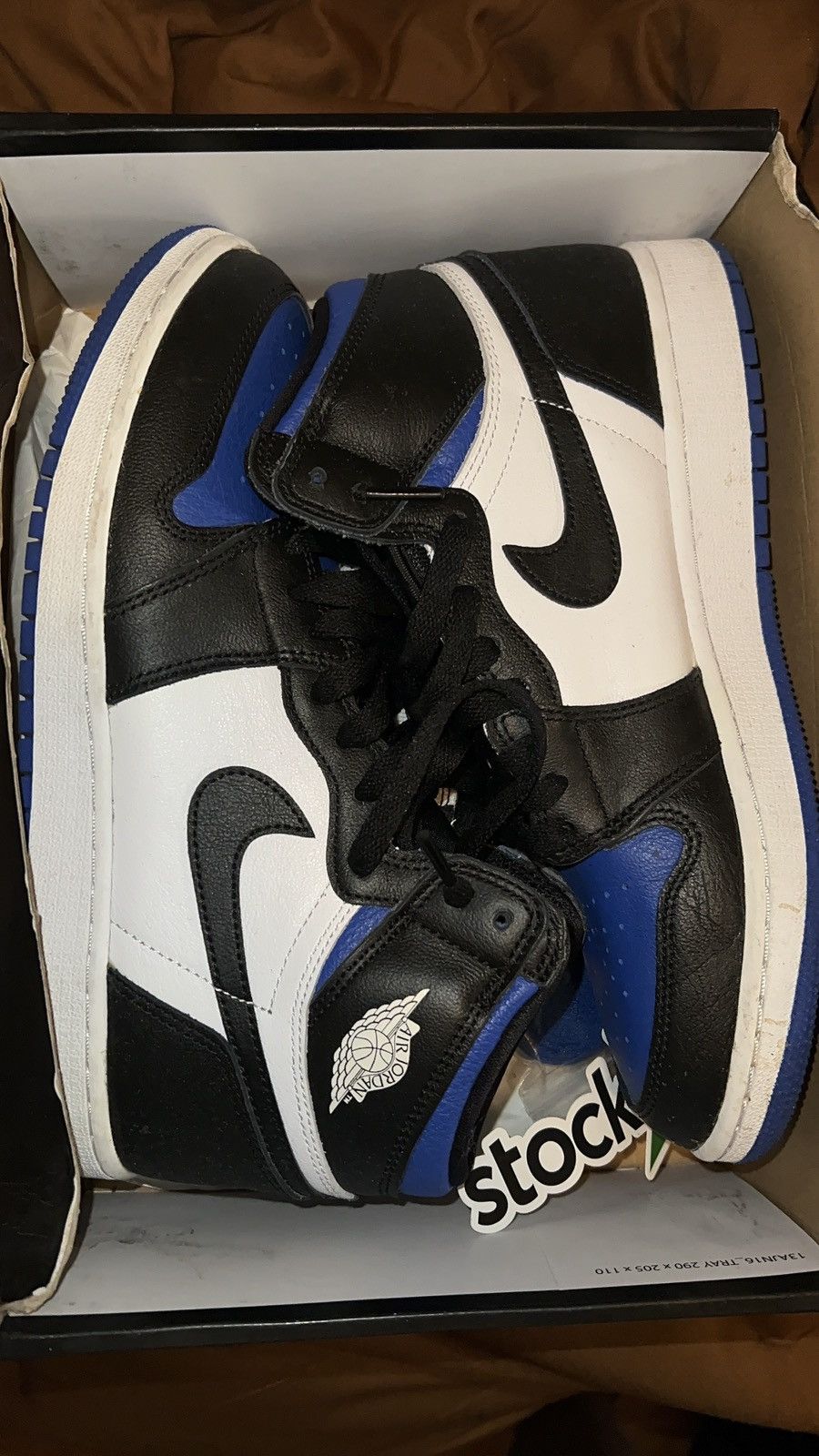 Jordan Brand × Nike Air Jordan 1 Retro High OG GS 'Royal Toe' Size US 7 / EU 40 - 3 Thumbnail