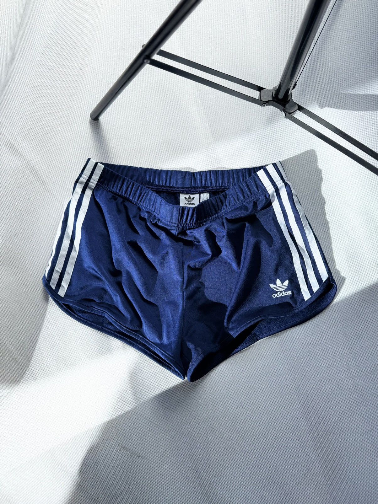 Adidas × Vintage Vintage Y2K Adidas Pinterest Mini Shorts Streetwear 90s Size US 32 / EU 48 - 5 Thumbnail