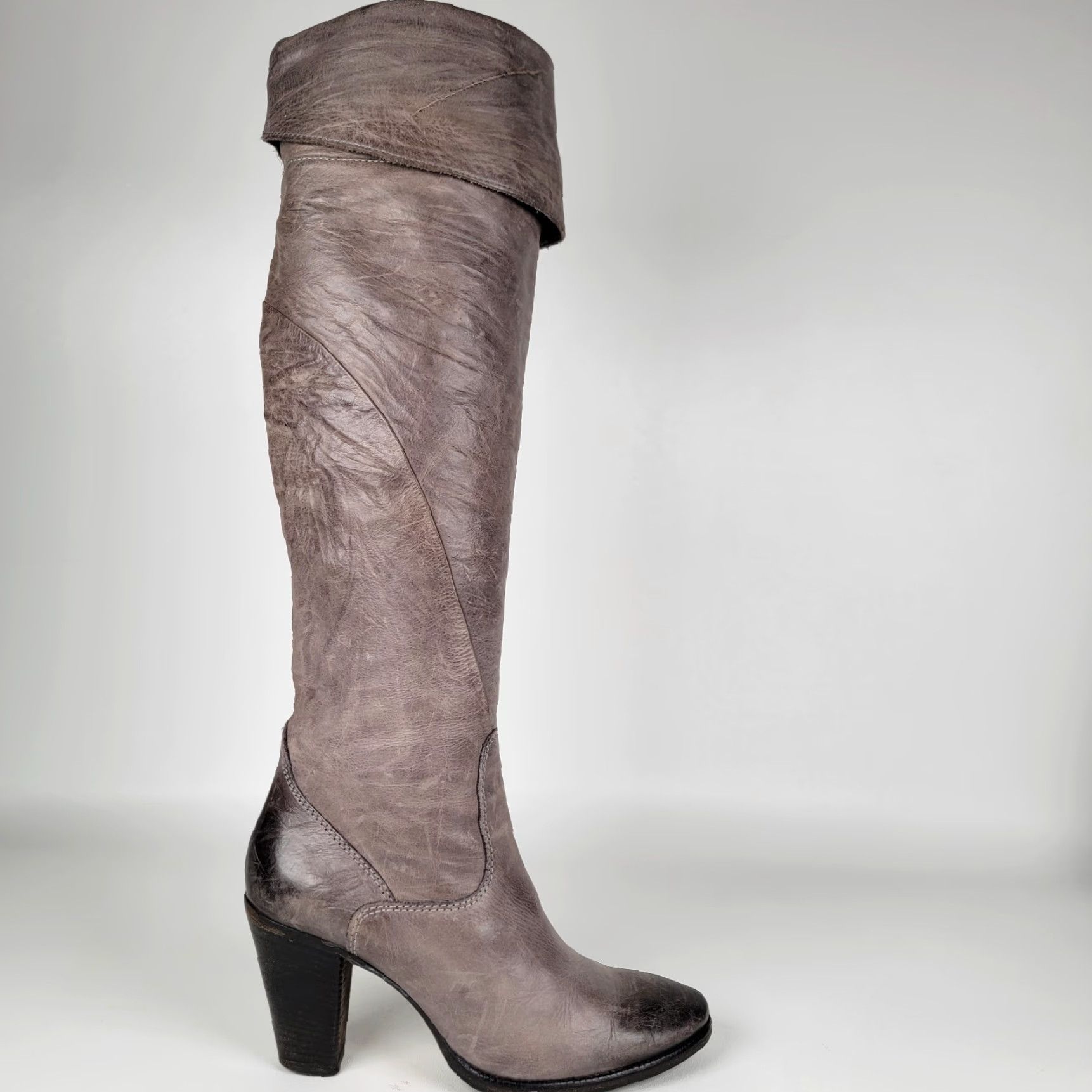 Vintage VINTAGE Vero Cuoio Alberto Fellini Boot Woman Gray Leather Boots Knee High 38 Size US 8 / IT 38 - 3 Thumbnail