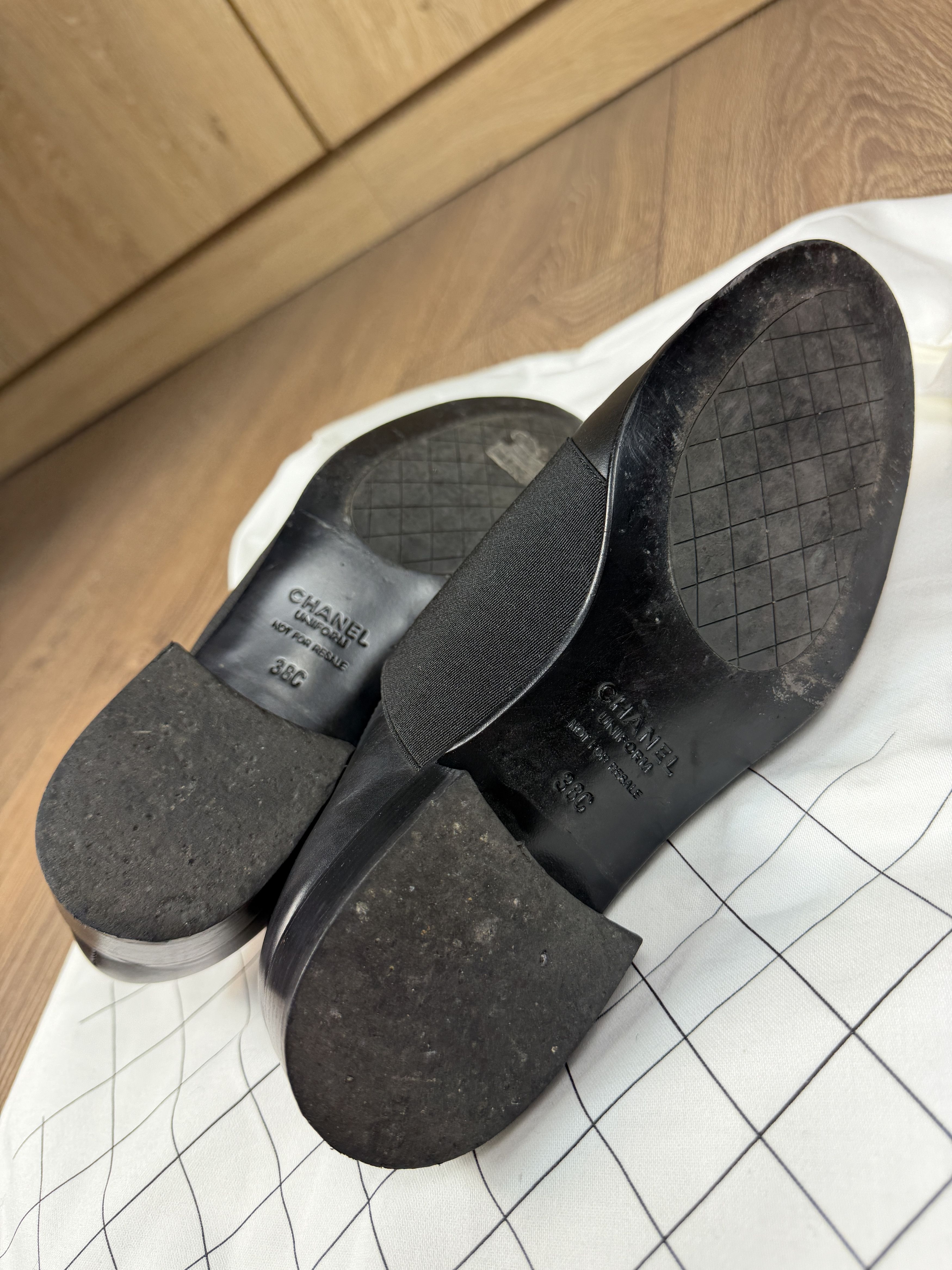 Chanel Chanel black cc leather and canvas lace up flat shoes zx 38c Size US 8 / IT 38 - 4 Thumbnail